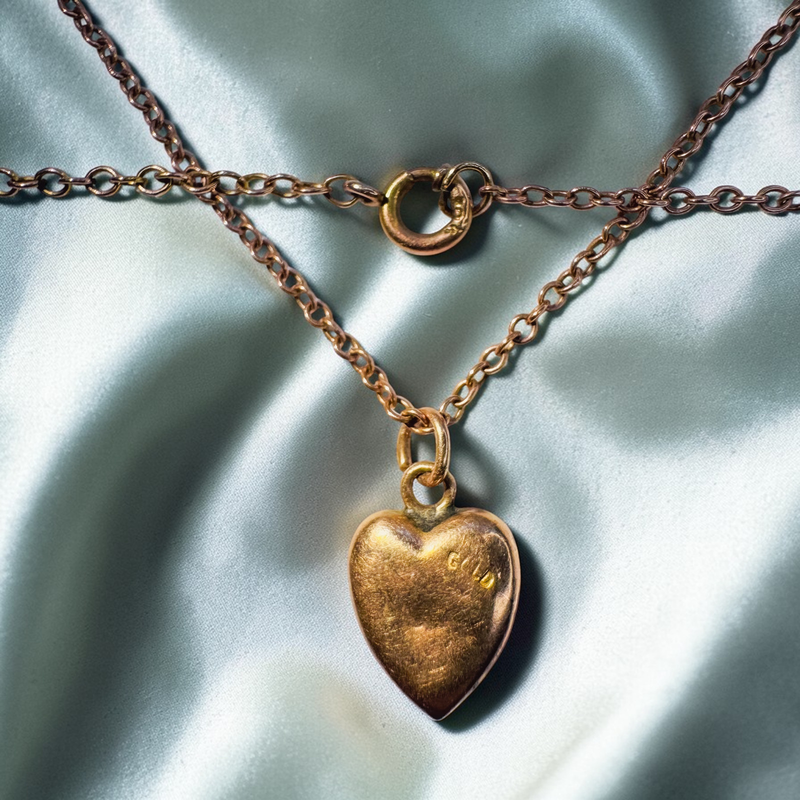 ANTIQUE 10K Gold Old Mine Cut Diamond Heart Puff Necklace -14″ -Victorian -1.6g
