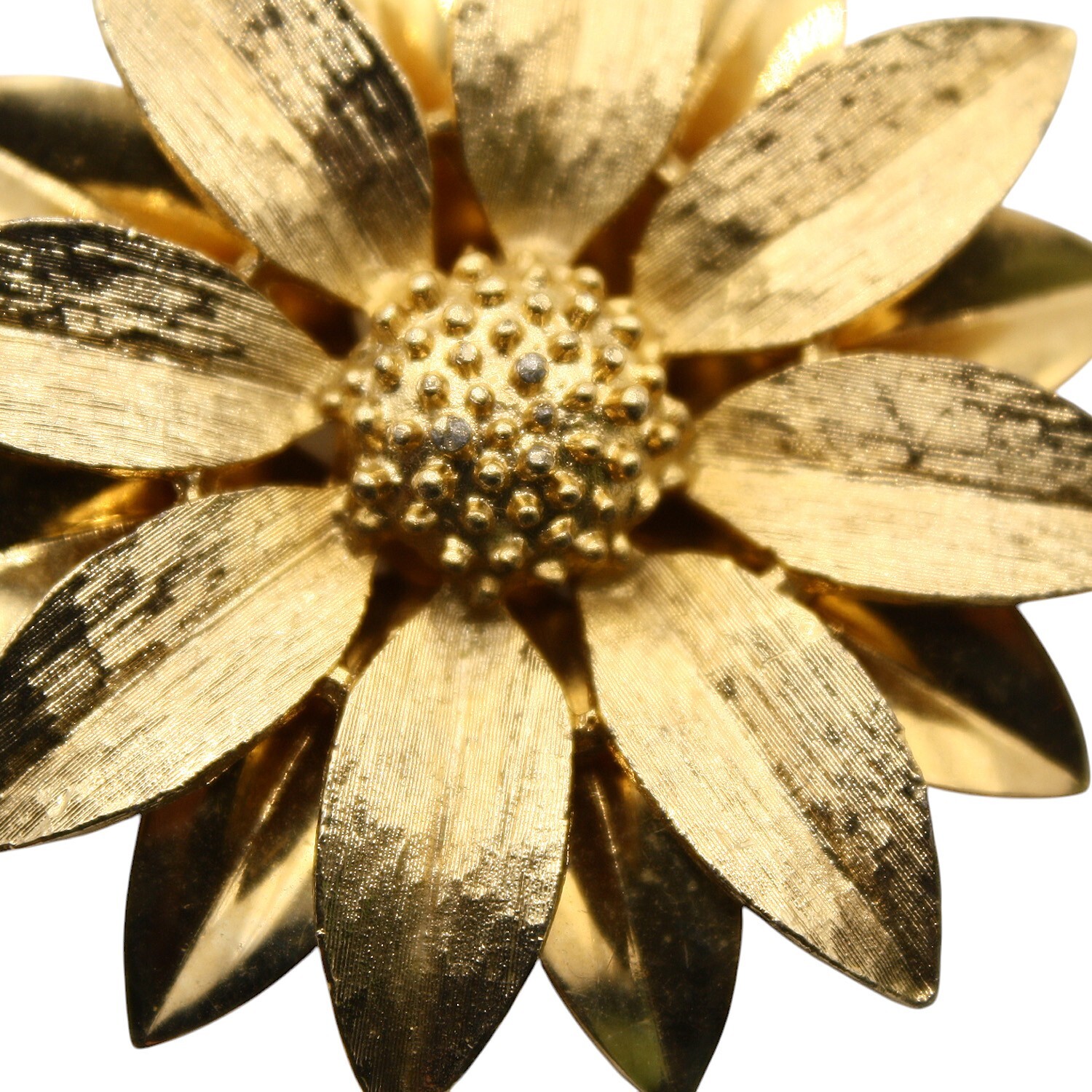 Vintage Sarah Coventry Statement Pin Brooch Gold Flower 2″ Across – Hey Viv