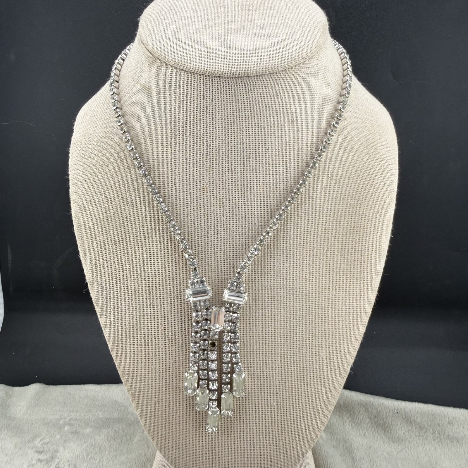 Vintage Rhinestone Necklace Silver Tone Waterfall 16” READ