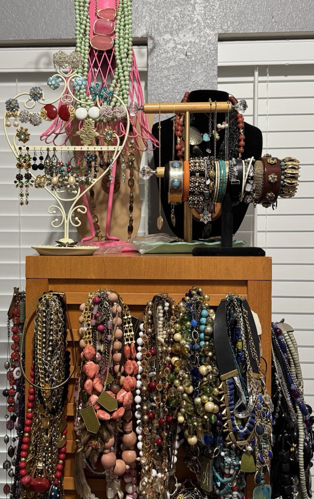 1/2 Pound Vintage To Modern Fashion Mystery JEWELRY Lot All Wearable
