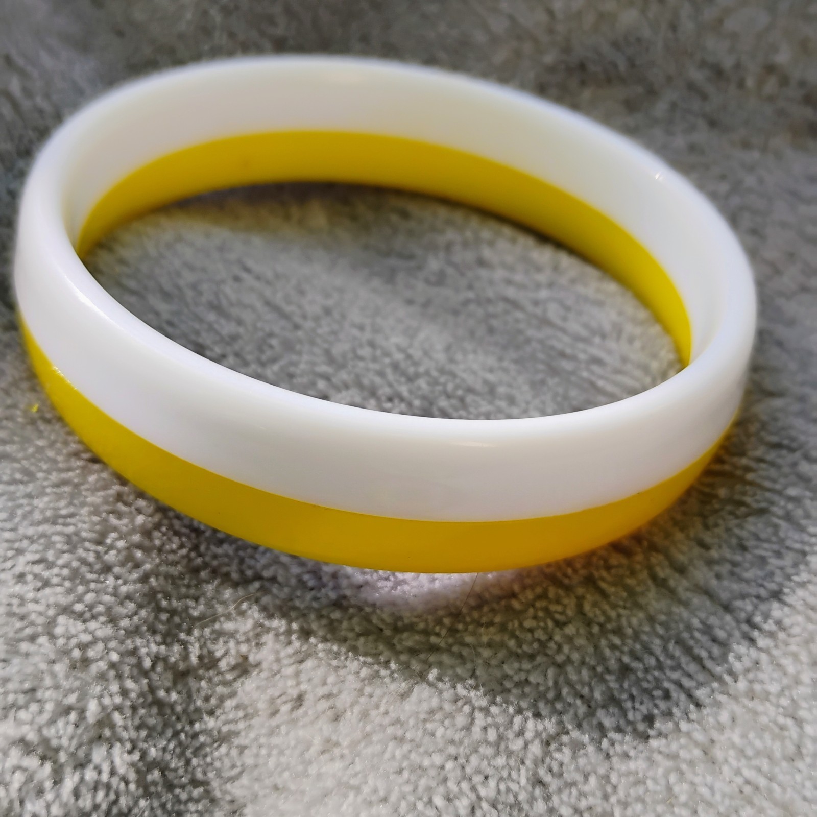Vintage Daisy White And Yellow Jewelry Lot Of 5 Avon And Unbranded READ