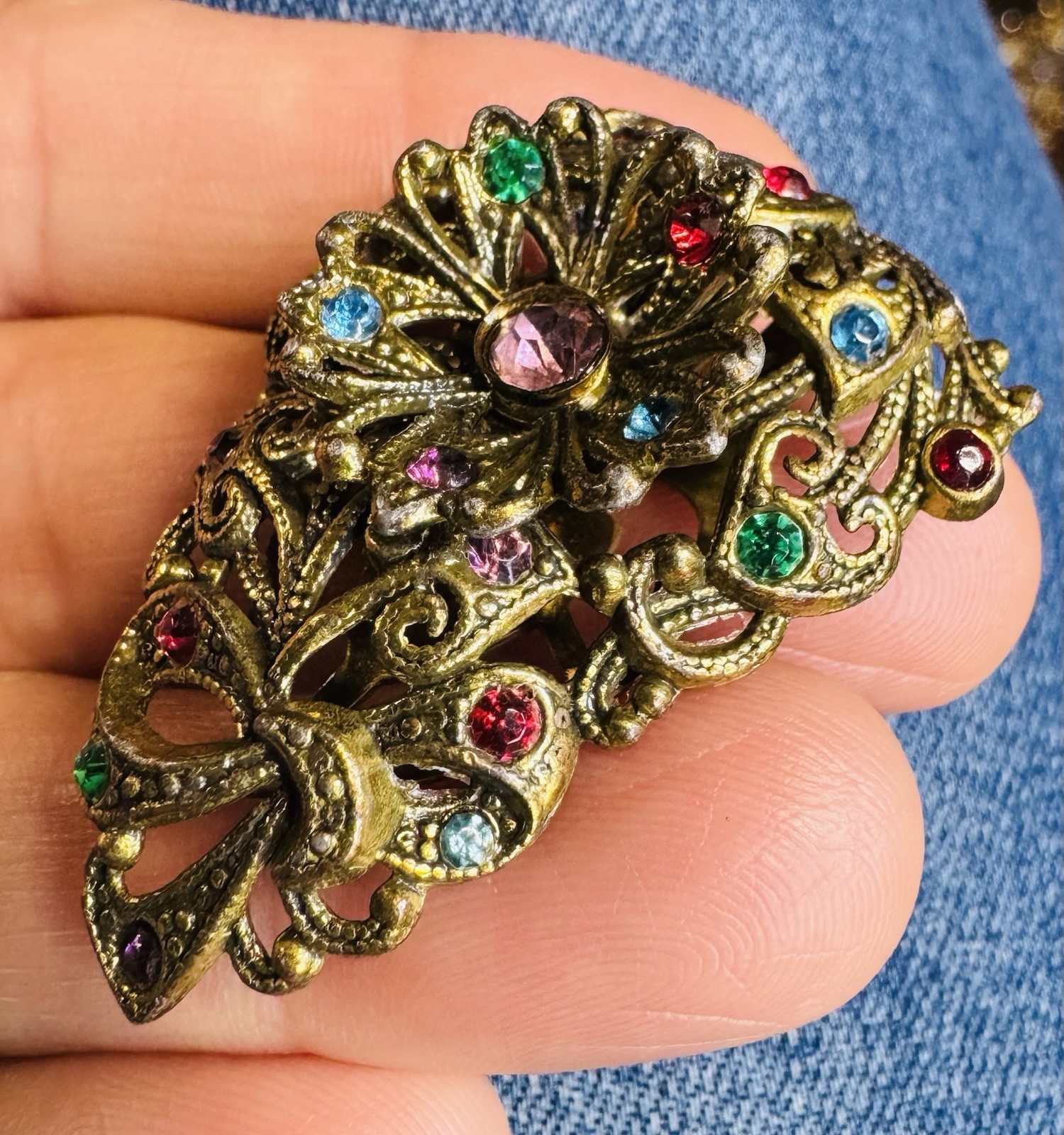 Vintage NE New England Glass Works Rhinestone Dress Clip Signed