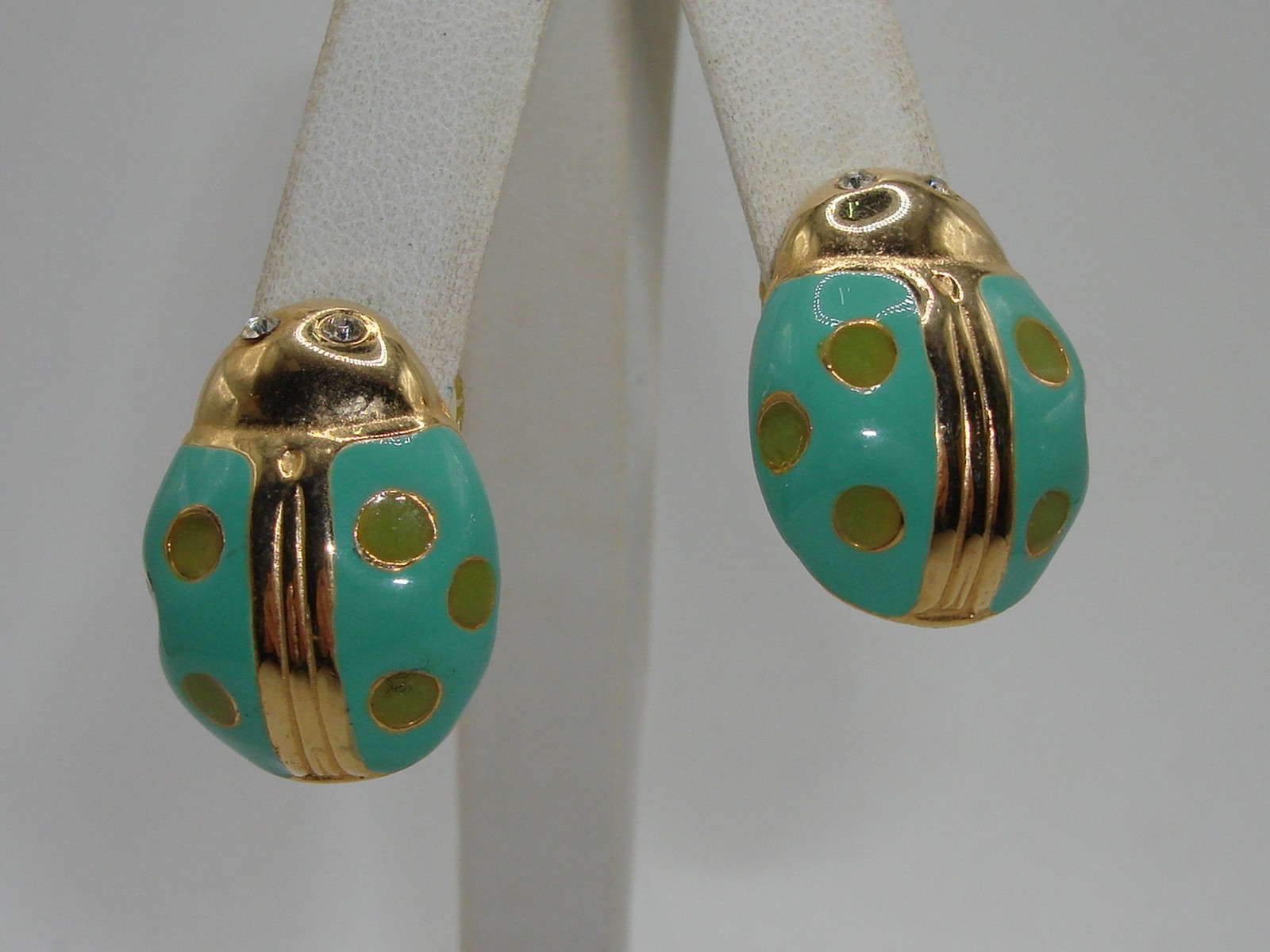 VINTAGE GAY BOYER ENAMEL BEETLE PIERCED EARRINGS!