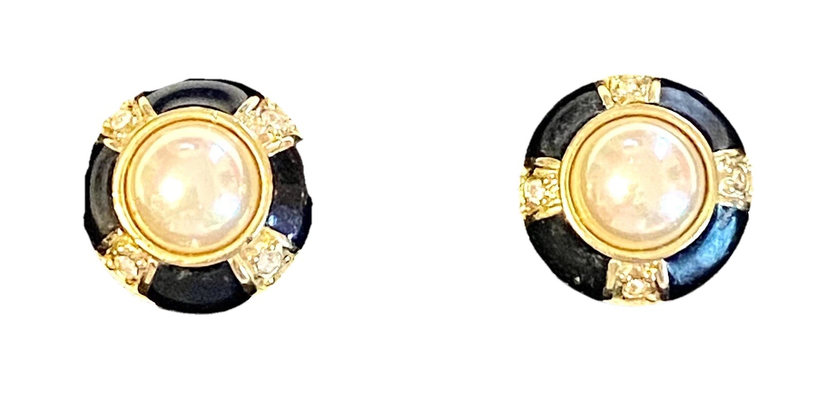 Vtg Gold Tone Roman Chunky Faux Pearl Black Enamel Pierced Earrings About 1” Dia