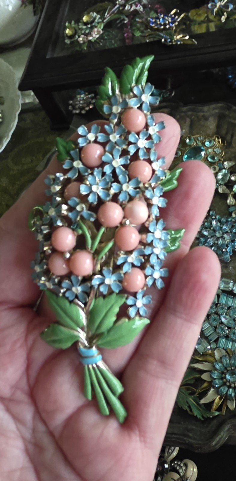 Stunning Vintage Floral And Cabachon Spray Brooch