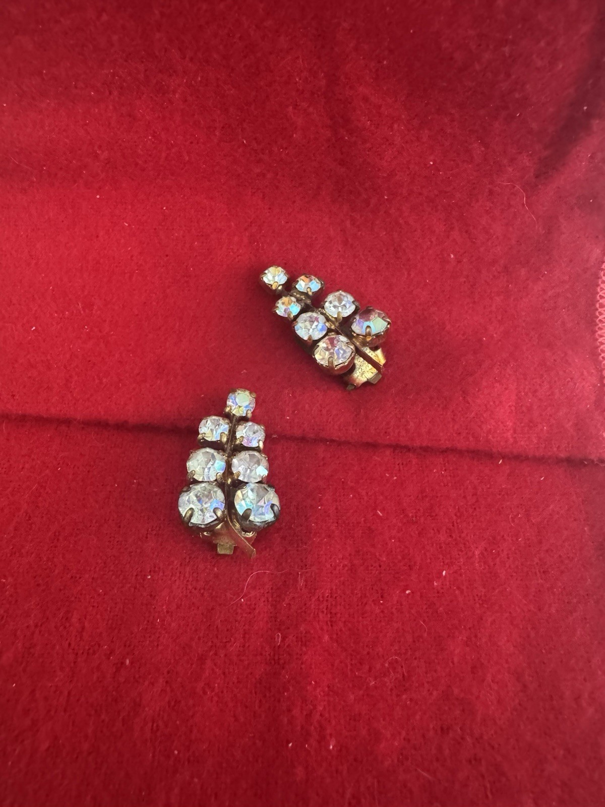 Vintage Rhinestone Clip On Earrings Bunch of Grapes 50s/60s Retro