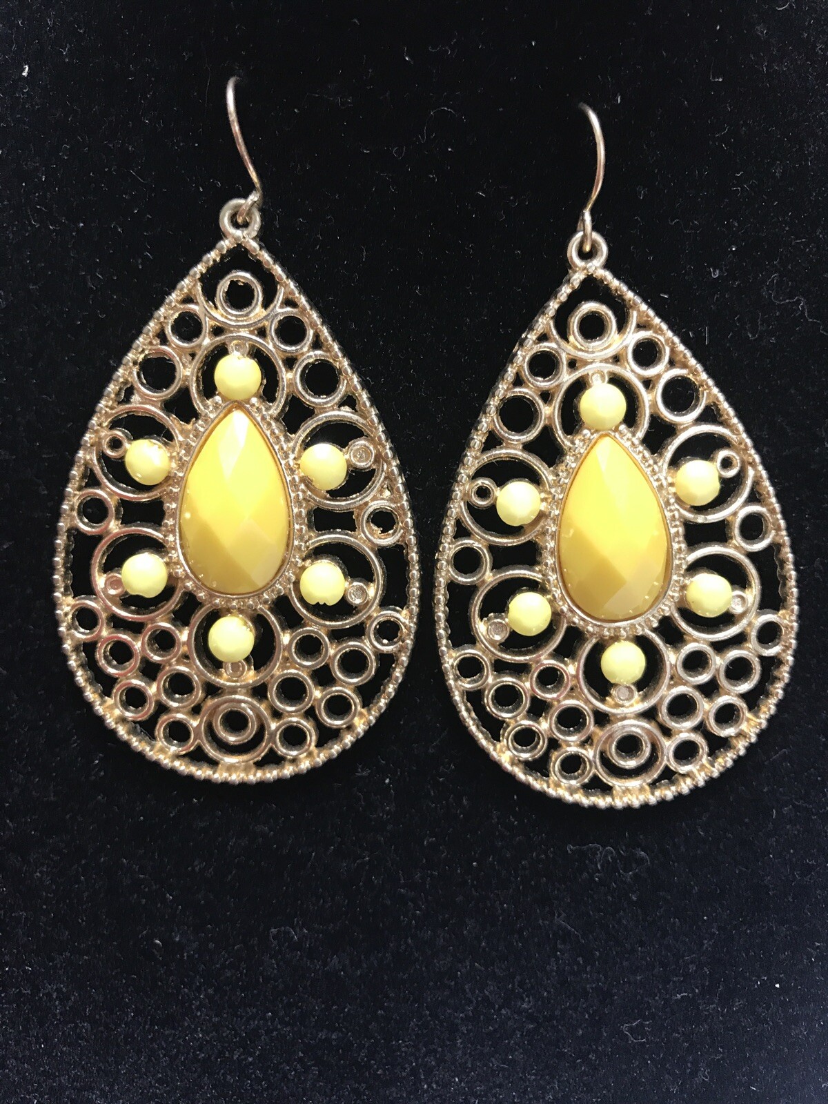 GOLD TONE PLATED METAL FAUX YELLOW STONE & BEADS PIERCED EARRINGS VINTAGE
