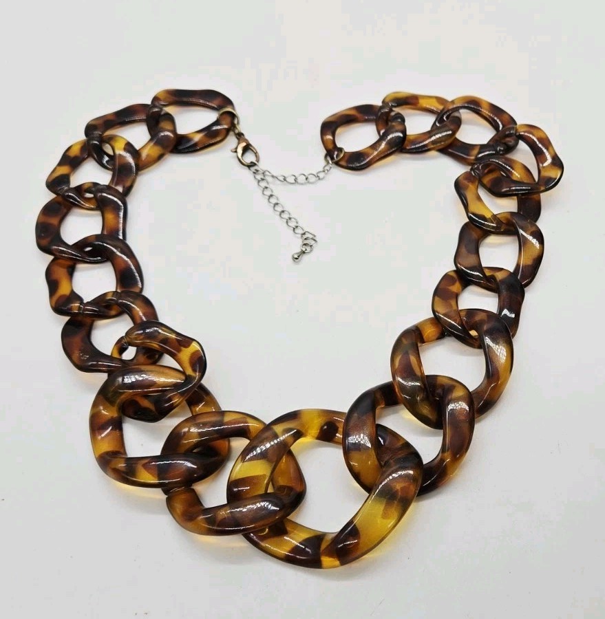 Faux TORTOISE SHELL Necklace Rootbeer Lucite Acrylic Chain Link Rings Graduated