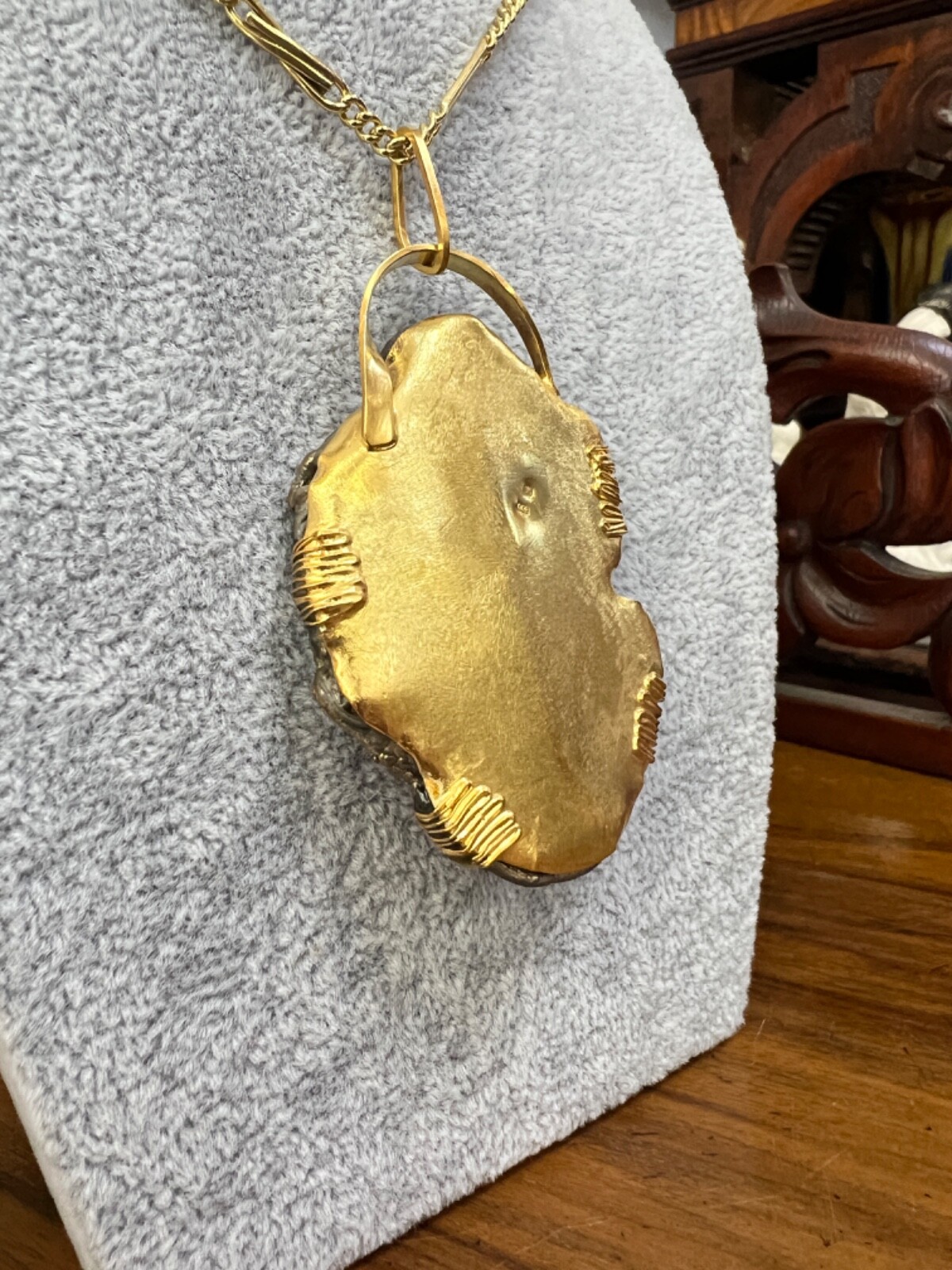 Modernist Gild Gold Neck Pendant Chalcedony Agate Geode Silver Mount Art Frame