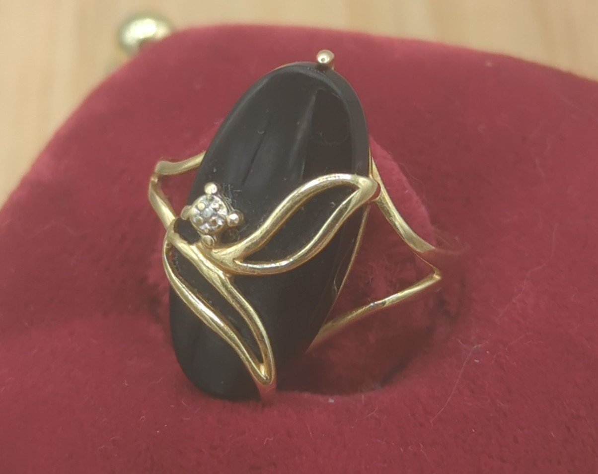 Vintage PSCO-P 14k gold and onyx ring, diamond chip inset size 6 Deco Style