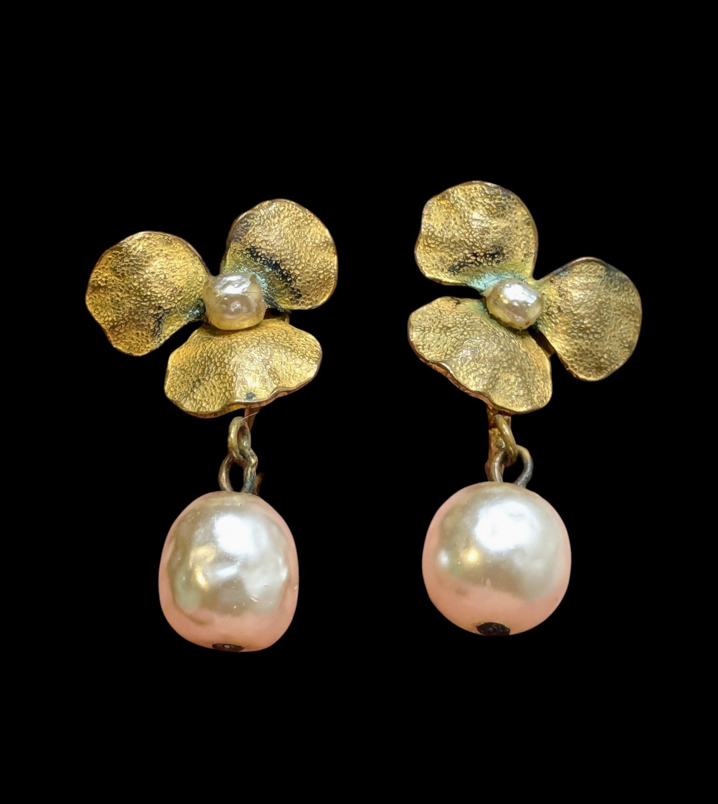 Vintage Miriam Haskell Faux Baroque Pearl Pansy Flower Clip On Earrings