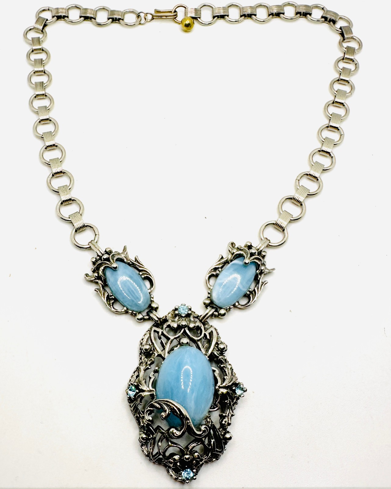 Vtg Ornate Nouveau Style SILVERTONE Faux Larimar Cabochon NECKLACE 18″