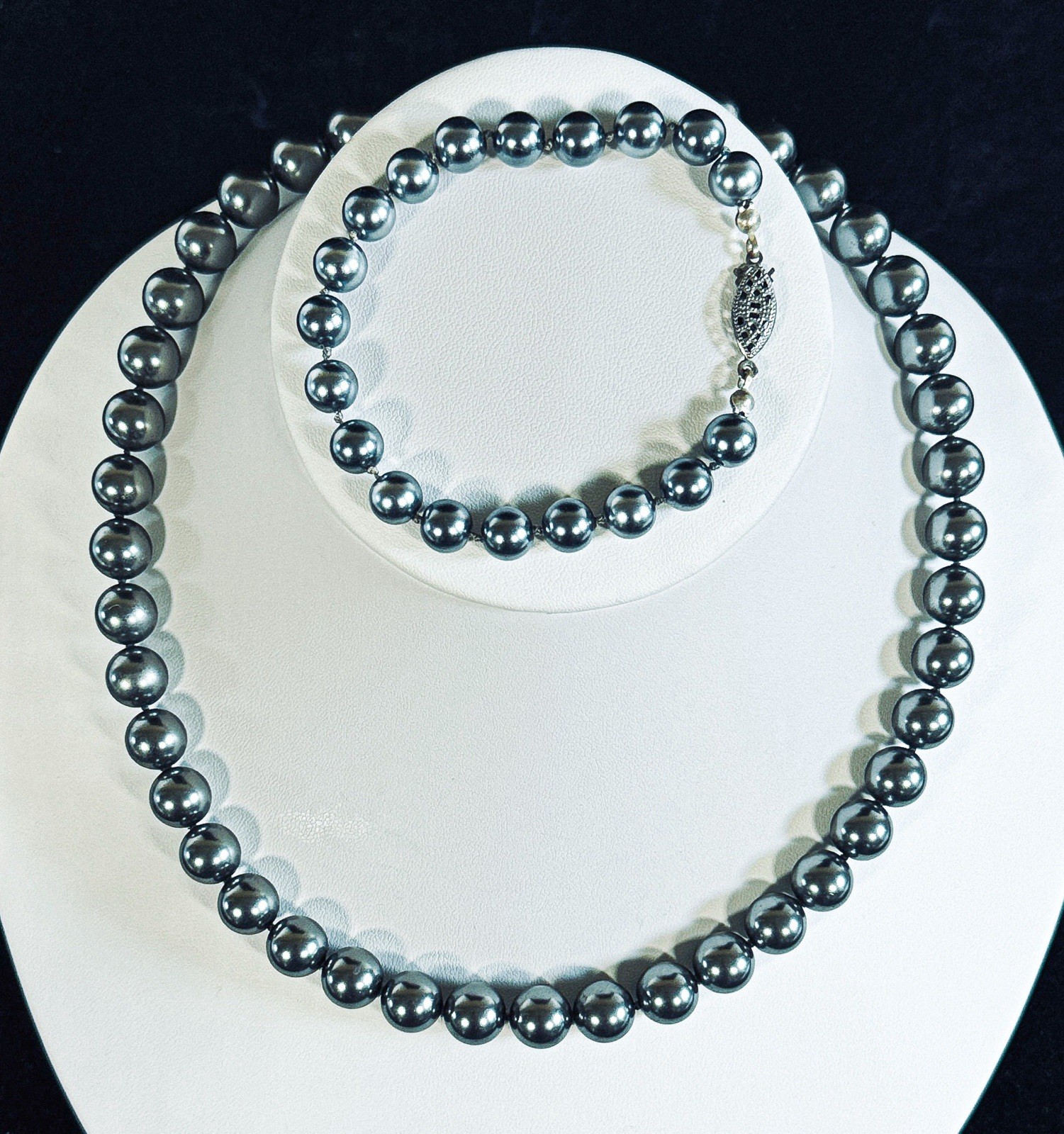 Vintage Faux Dark Gray Pearl Necklace and Matching Bracelet Glass Both EUC