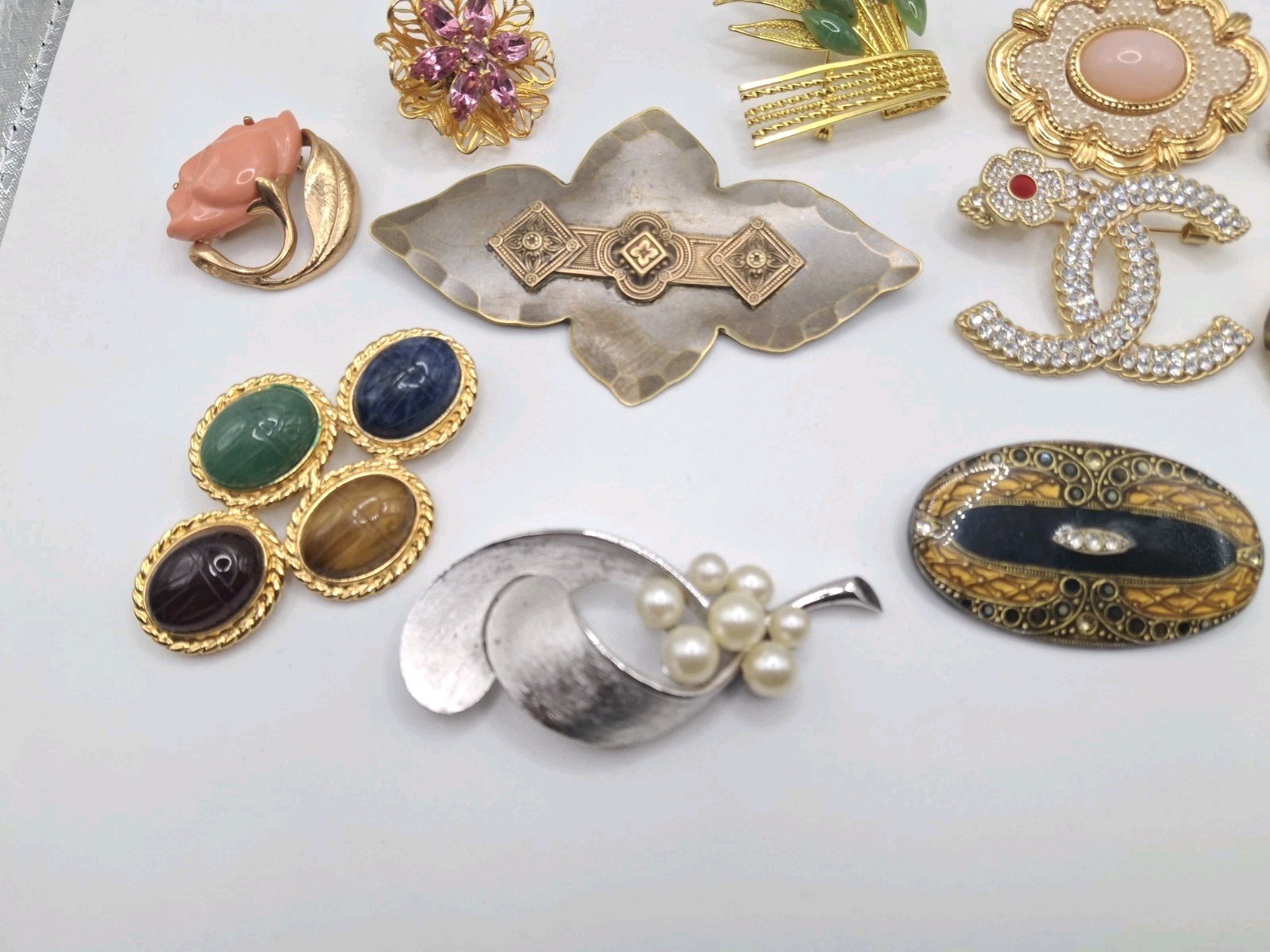 Vitage Brooches Pins Signed Monet Avon Trifari W Stones Lot