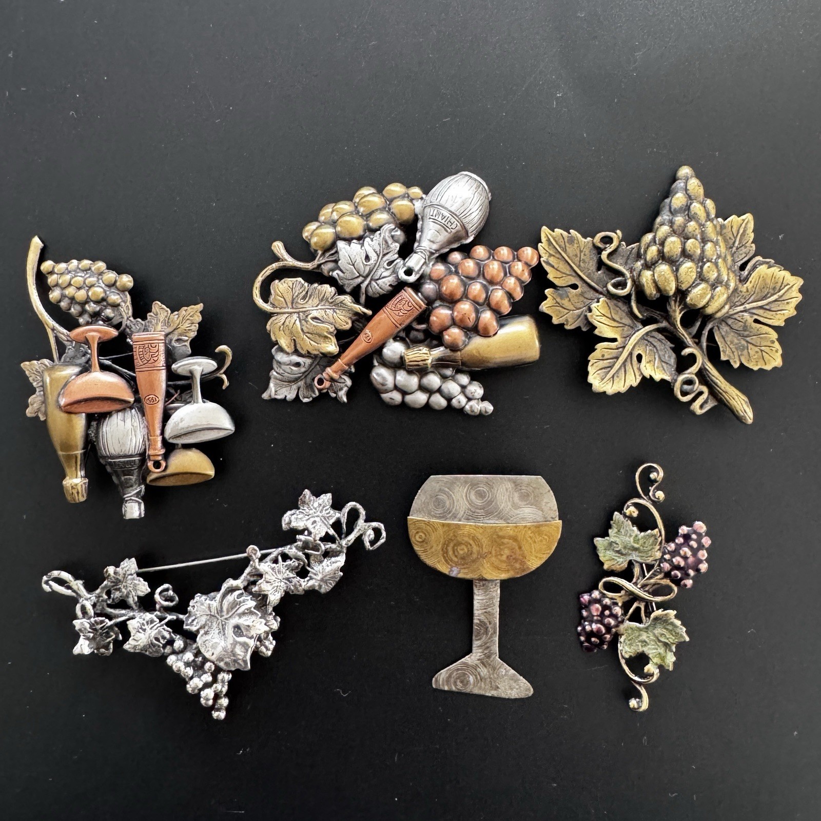 5 Vintage Brooch Lot Bundle Wine Motif Grape Cluster Pin Viticulture JJ Chianti