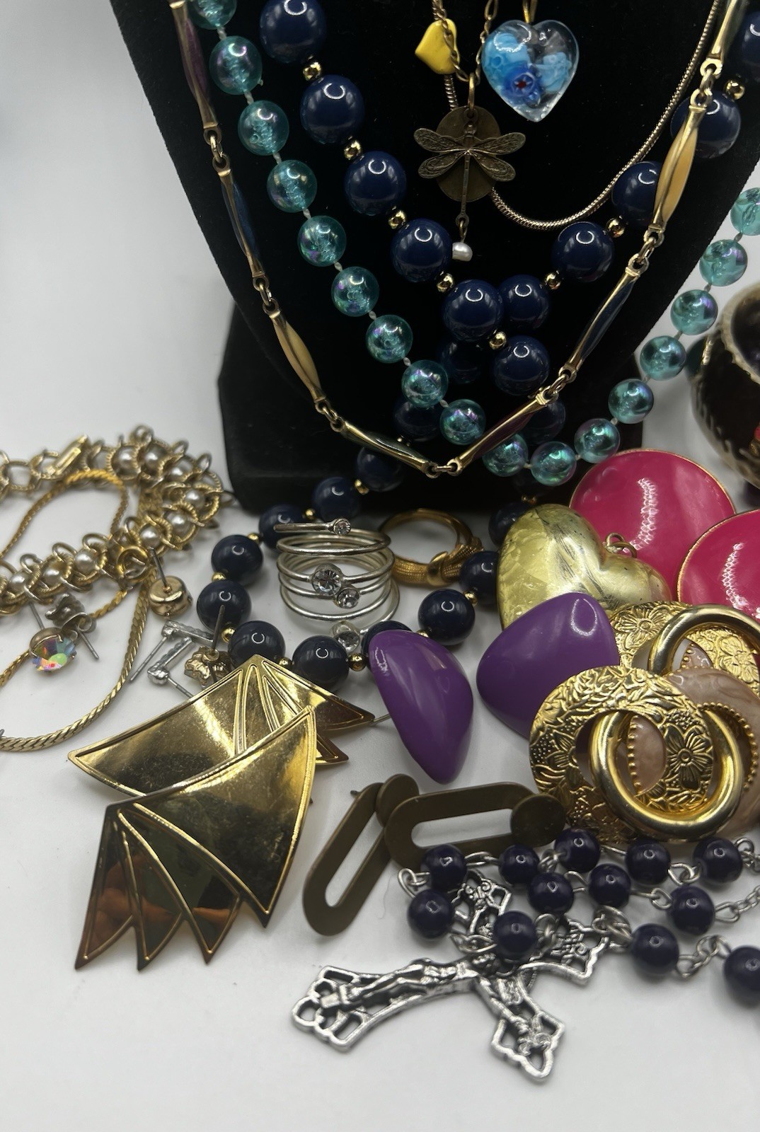 22 Piece Jewelry Lot VTG To Now Mostly VTG Gold Filled Monet Art Glass Avon