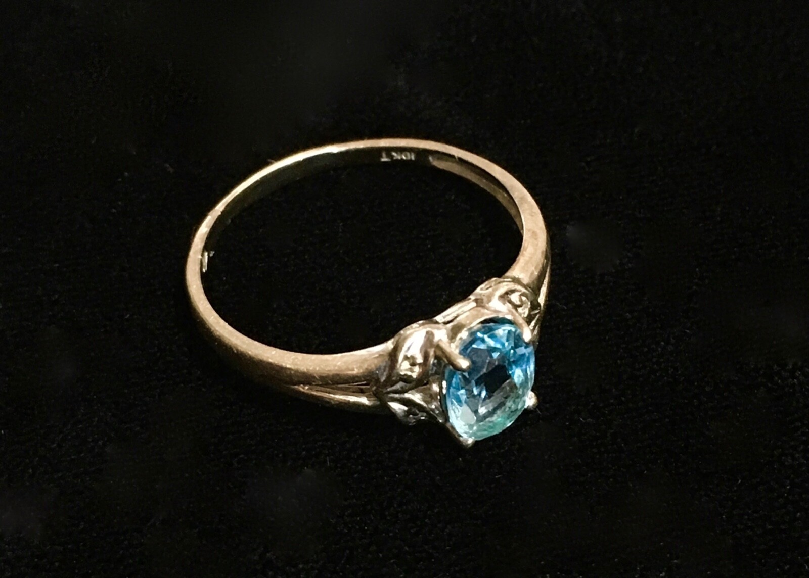 VINTAGE 10K WHITE GOLD BLUE TOPAZ & DIAMOND RING ESTATE FIND SIZE 9.75