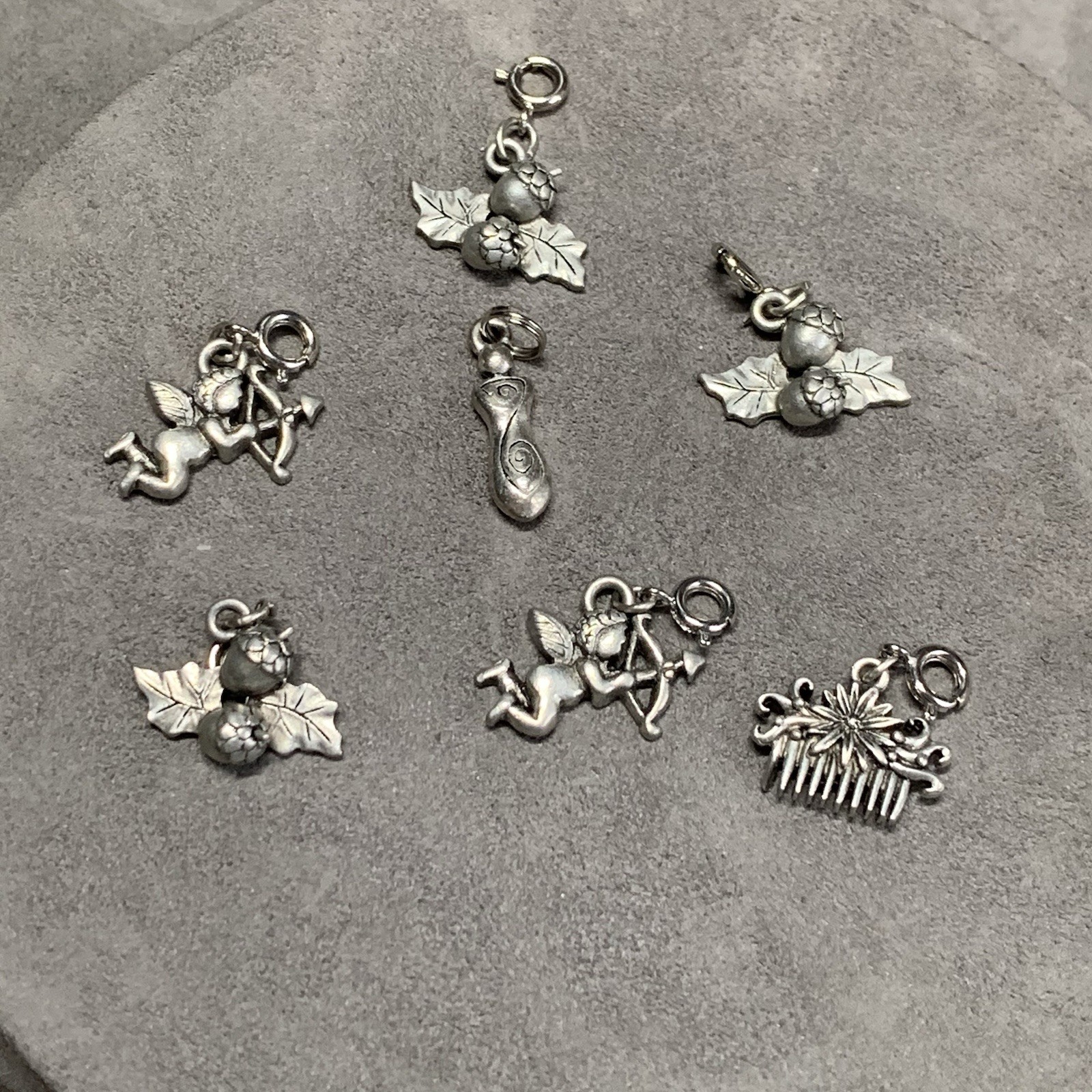 Vintage R.I. Bead Dangle 3D Charm Silver Tone Acorns Cupids & More, Lot Of 7.