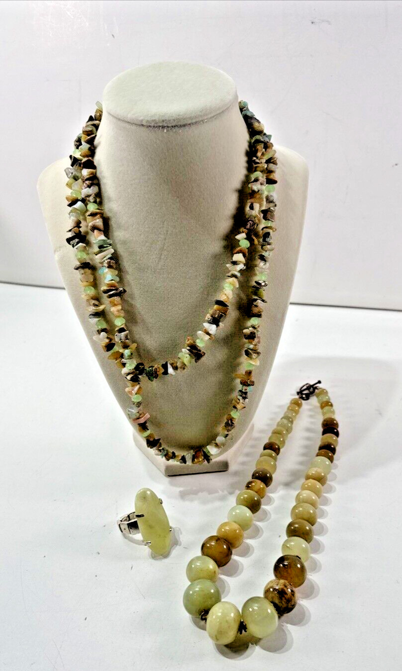 Beautiful Vintage Estate Lot 2x Beaded/Metal/STONES Necklaces &Stretchy Ring