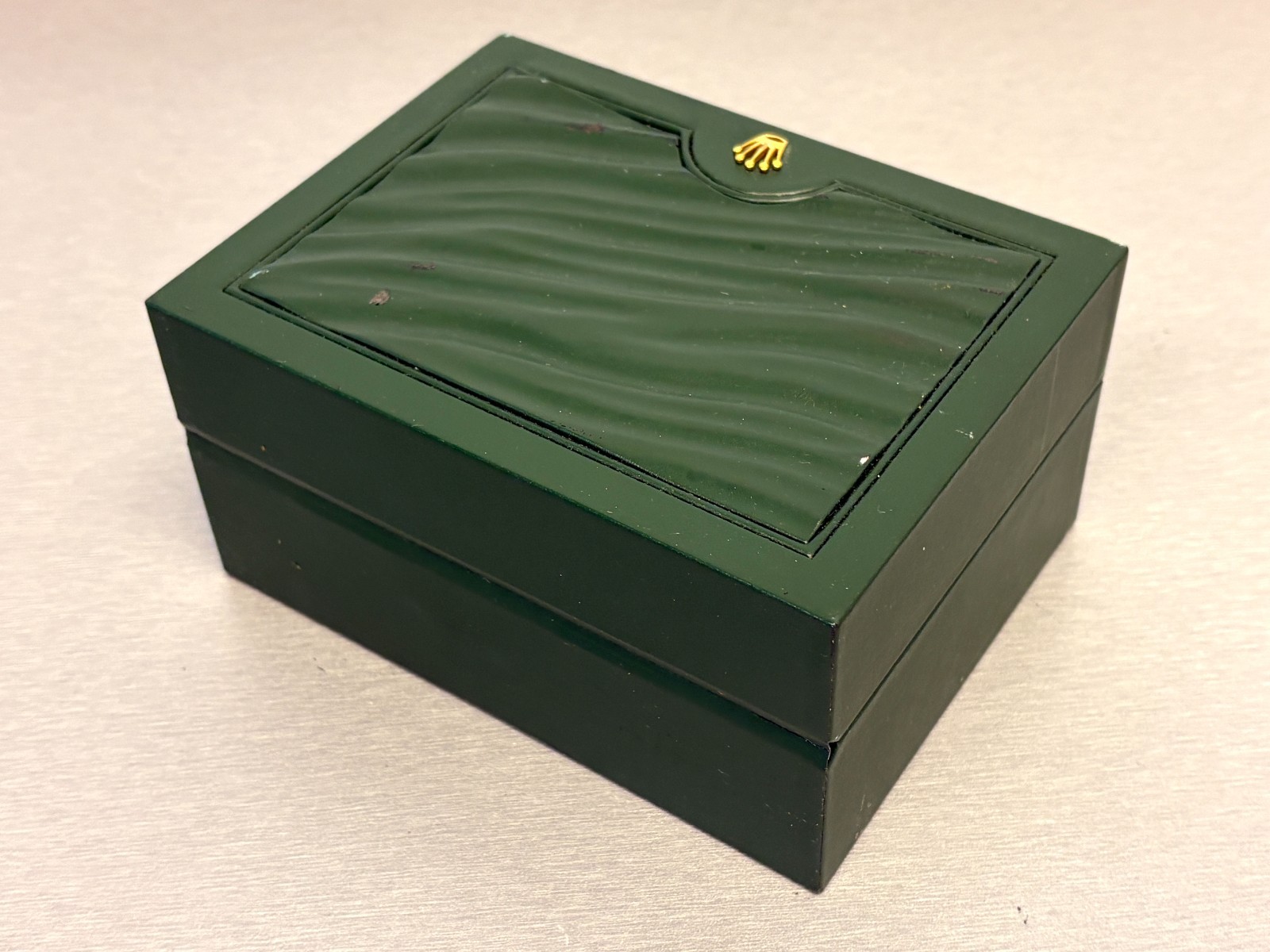 AUTHENTIC GREEN WAVE PATTERN ROLEX WRIST WATCH DISPLAY BOX- NICE!