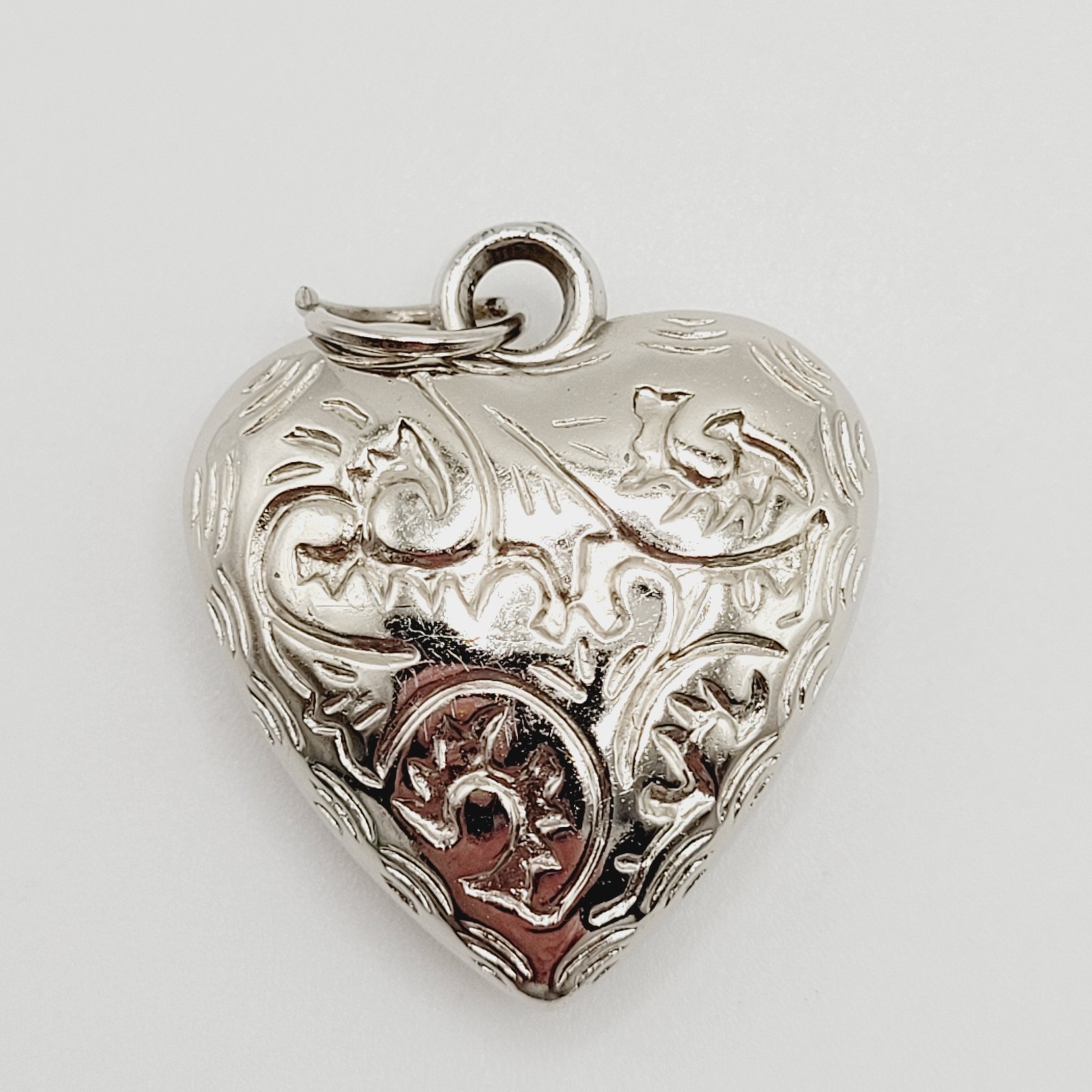 Puffed Puffy Puff Heart Silver Tone Acrylic Engraved Pattern Vintage Pendant