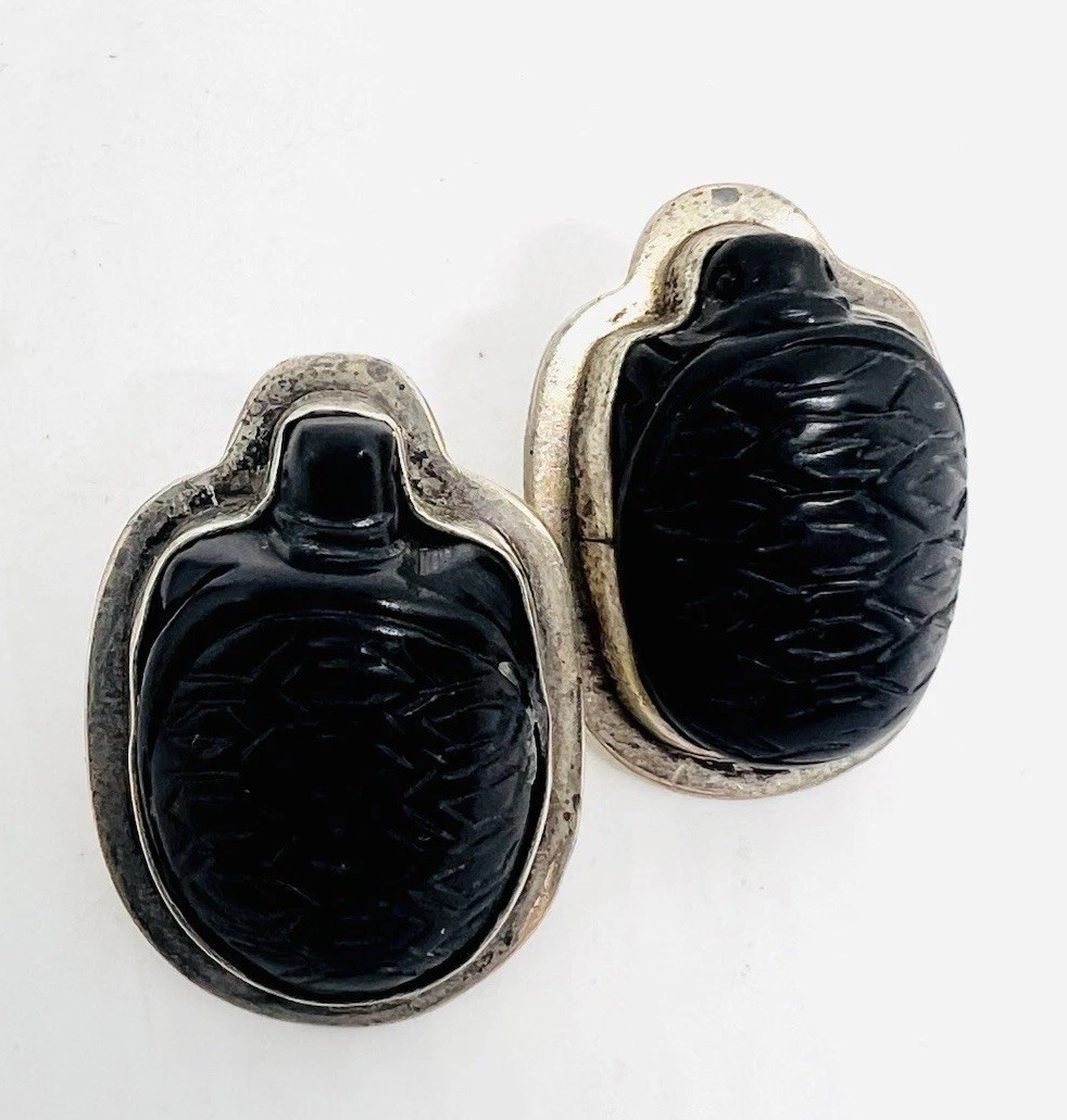 Amy Kahn Russell Sterling Silver Carved Black Turtle Earrings Vintage Jewelry