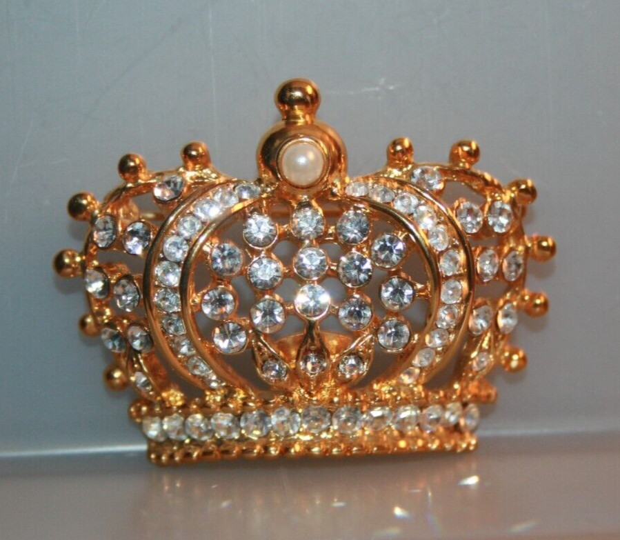 HSN Princess Amanda Borguese Signed rhinestone crown brooch