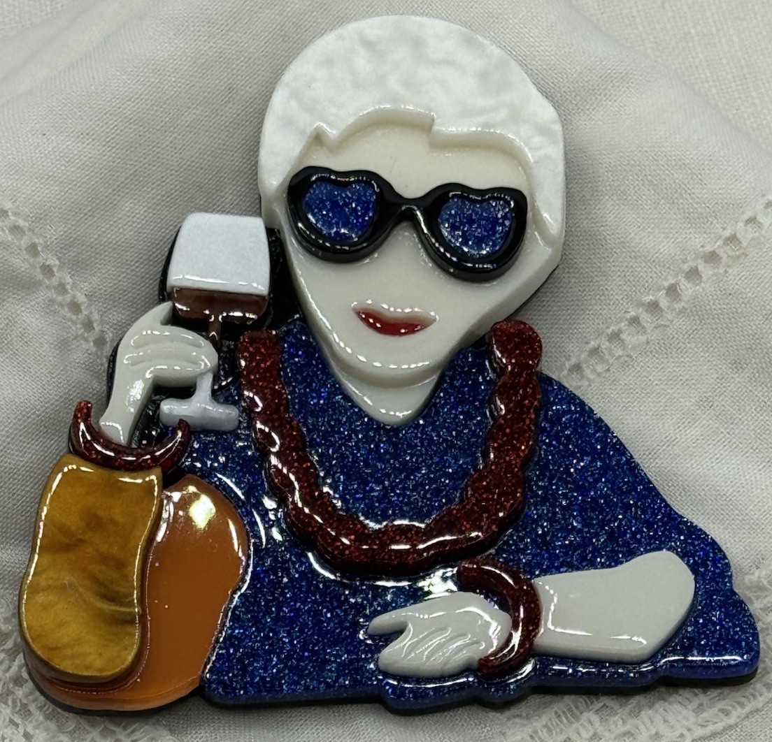 Older Woman W White Hair Blue Or Green Shirt Eye Glasses Jewelry & Wine Brooch