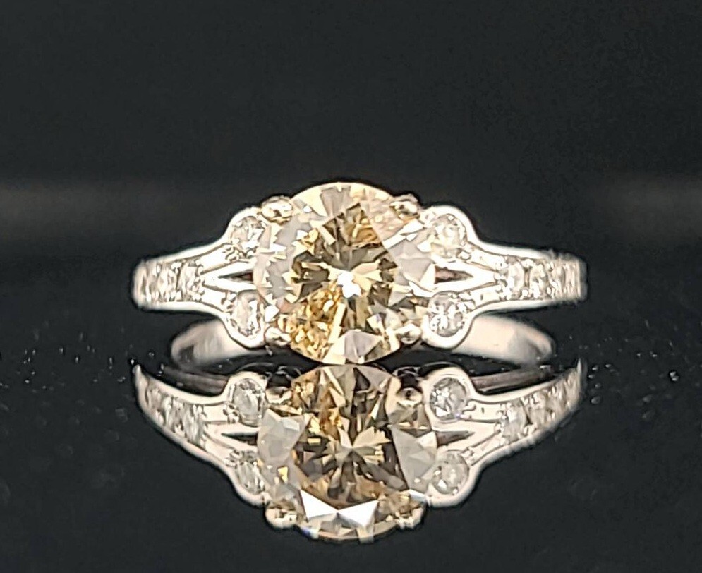Vintage 14k White Gold Engagement Ring 1.28ct. Natural Champagne Round Diamond