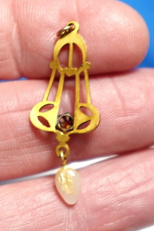 GOLD FILLED RED GARNET PEARL ANTIQUE LAVALIER PENDANT .7 GRAMS 10 X 30 MM