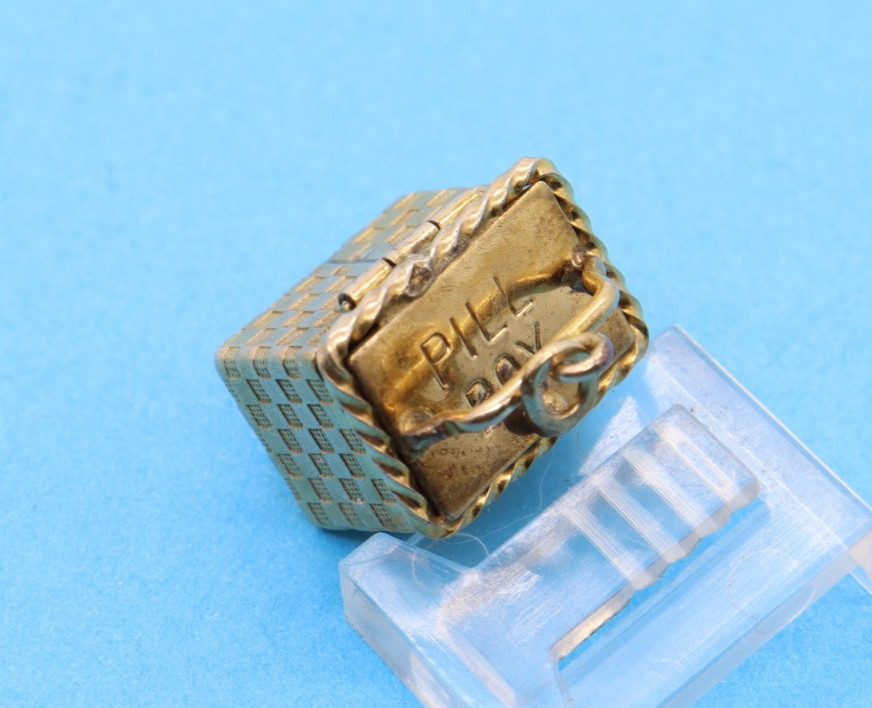 Vintage Yellow Tone Gold Wash Basket Pill Box Charm