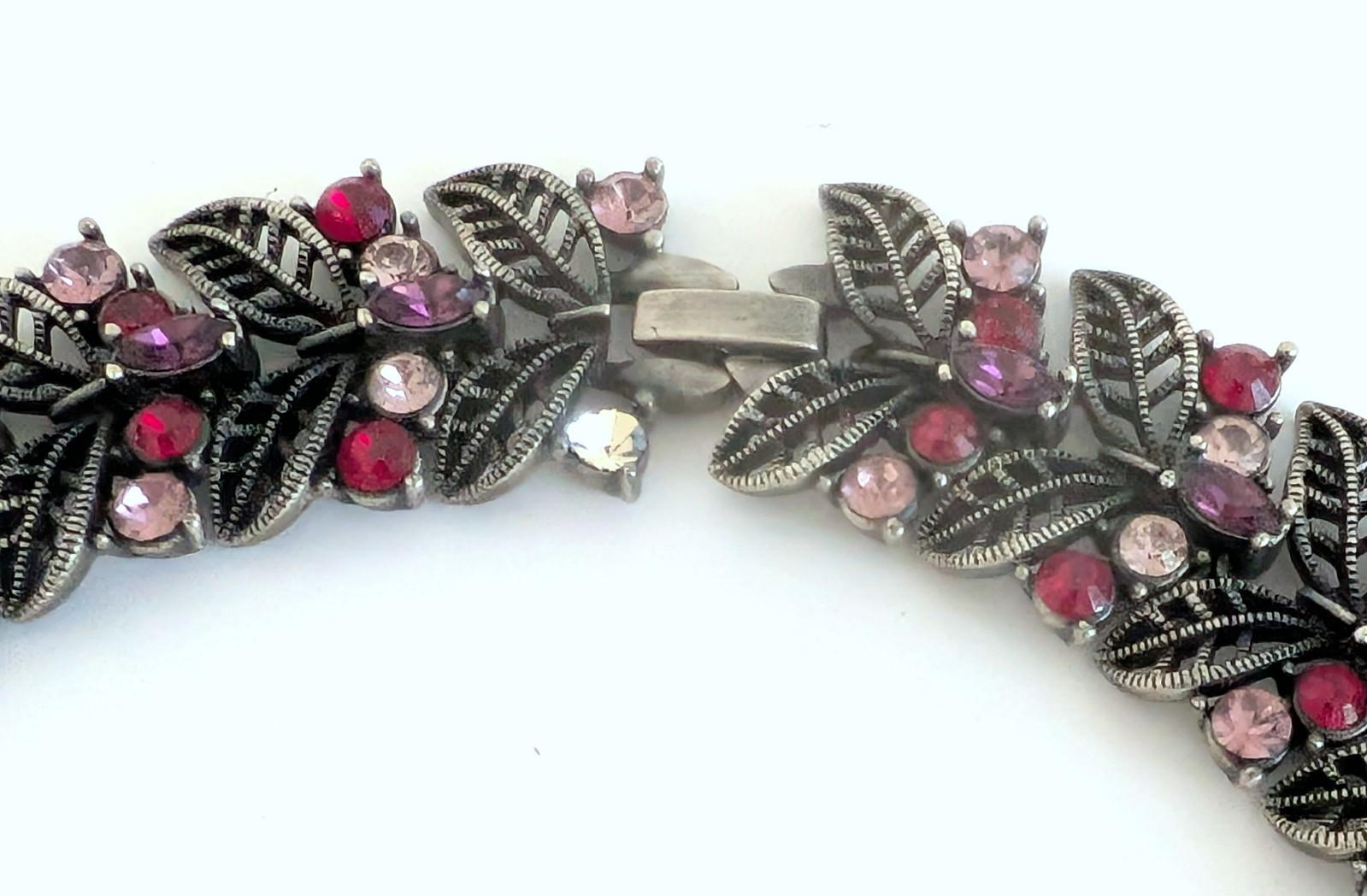Gorgeous Vintage Signed Hobe Pink, Purple & Red Rhinestone Choker Necklace
