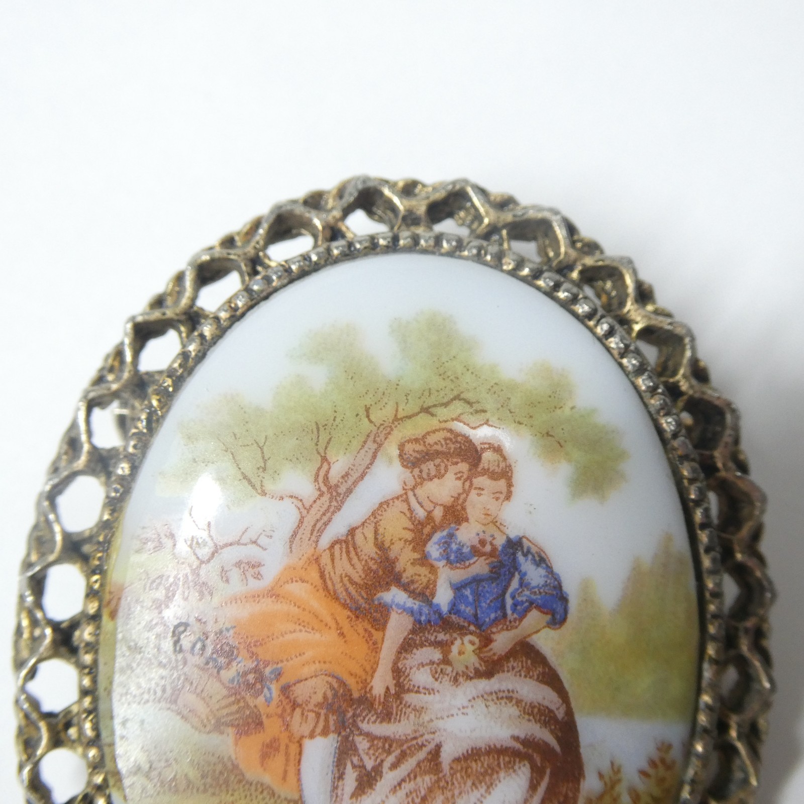 Porcelain Pin Romantic Couple w/ Brass Filigree Frame Oval Vintage Brooch