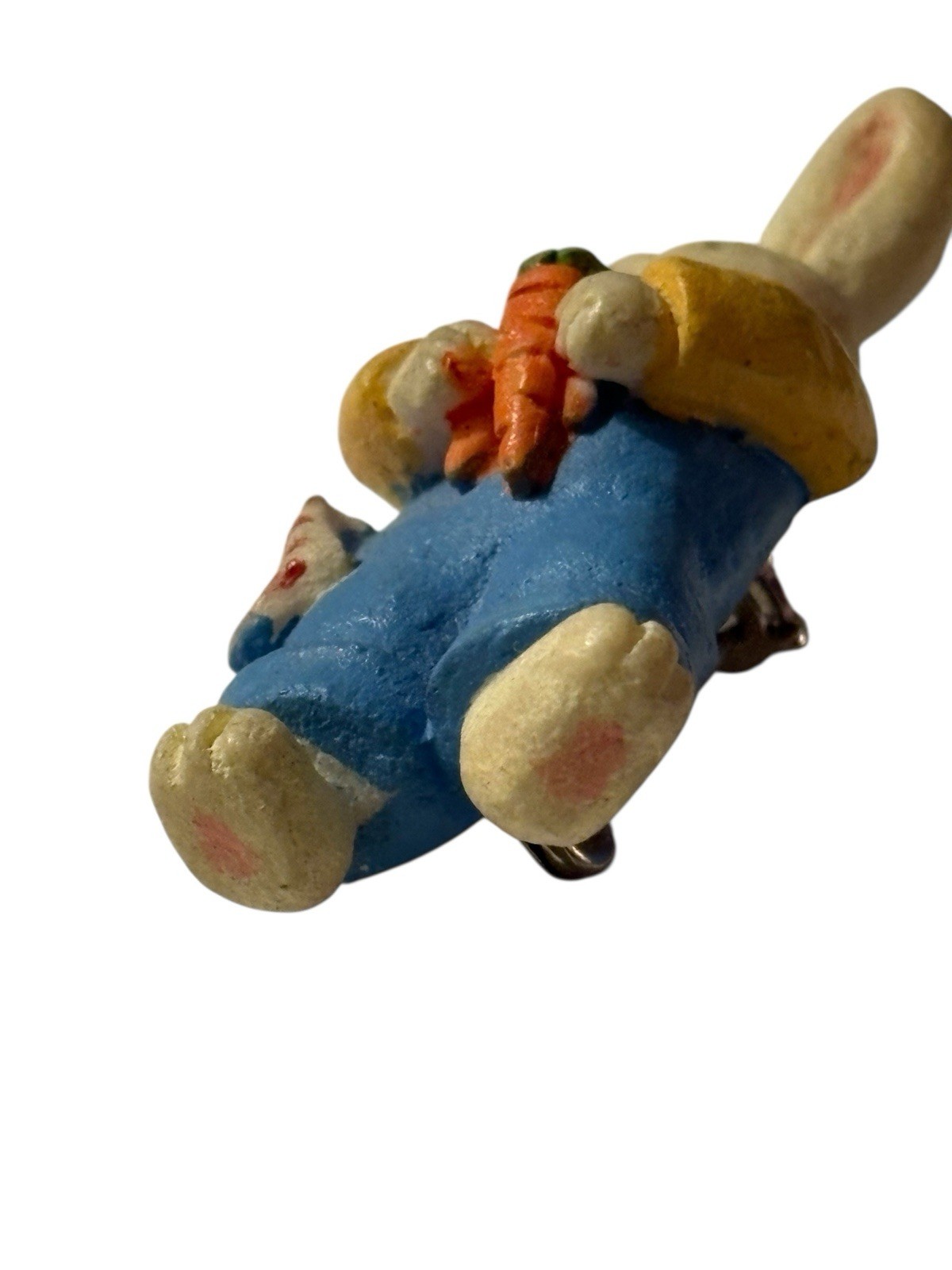 Bunny Rabbit Brooch Pin Resin Painted Vintage Easter 2” Figural Holding Carrots