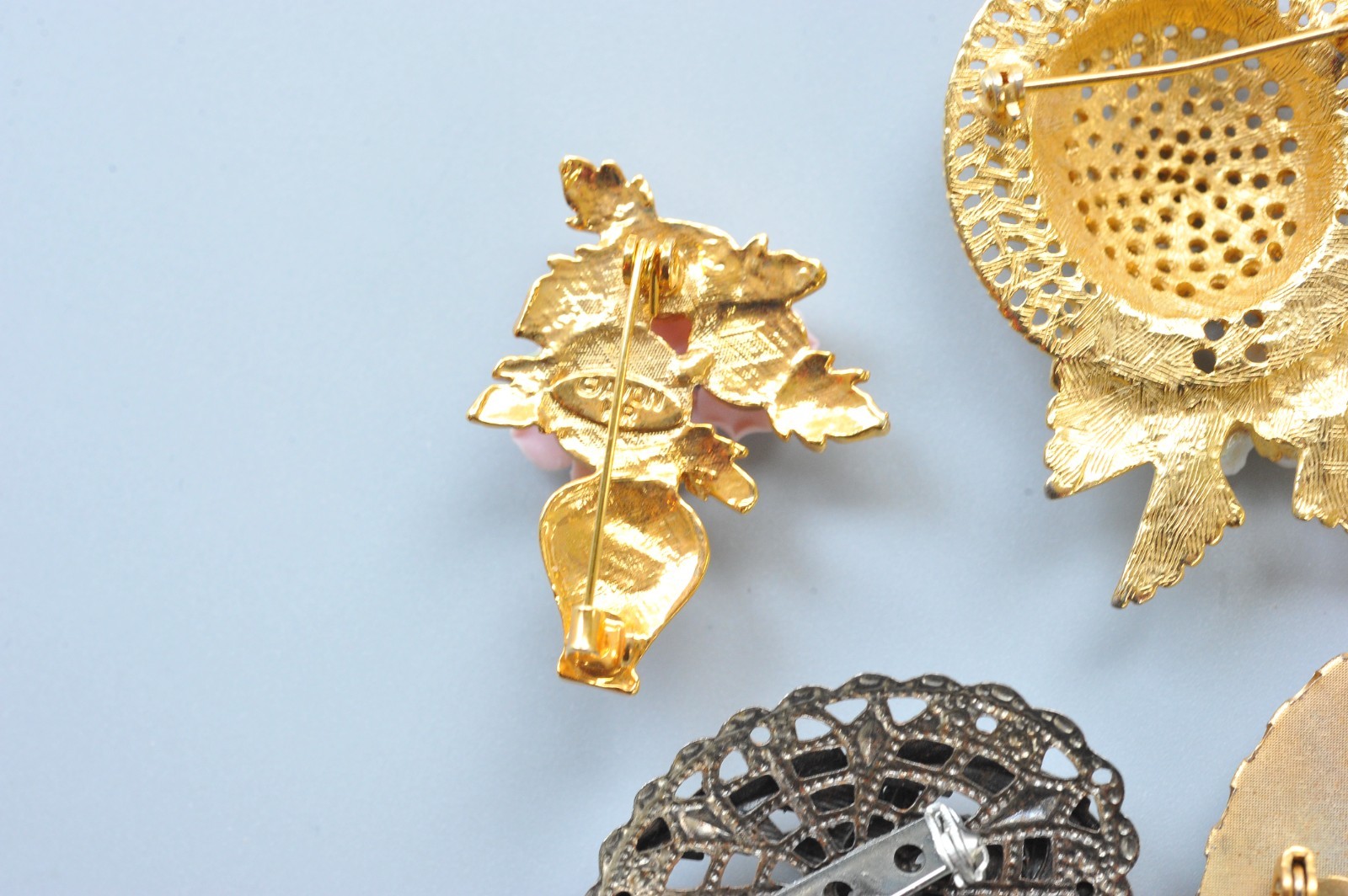 Vtg modern Brooch Lot cameo style flower gardening hat fairy 2 signed MA13