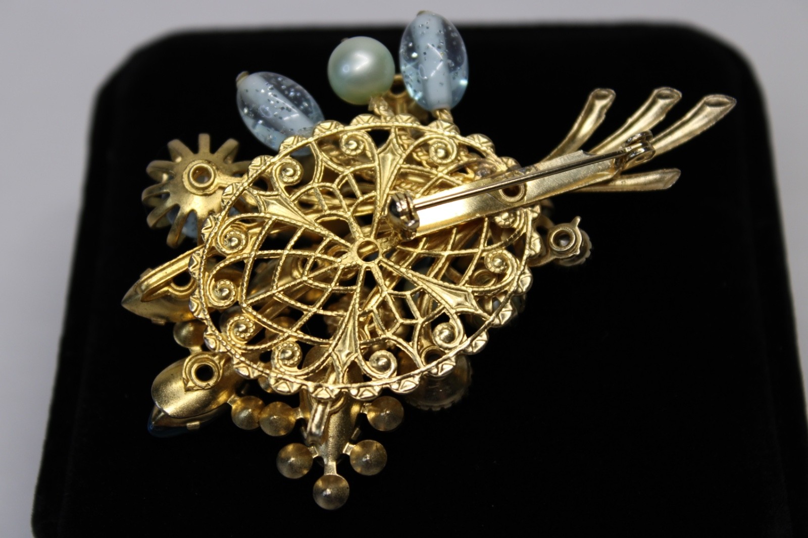 Vintage Rhinestone Faux Pearl Brooch Clip Earrings Set Blue AB Gold Tone Retro