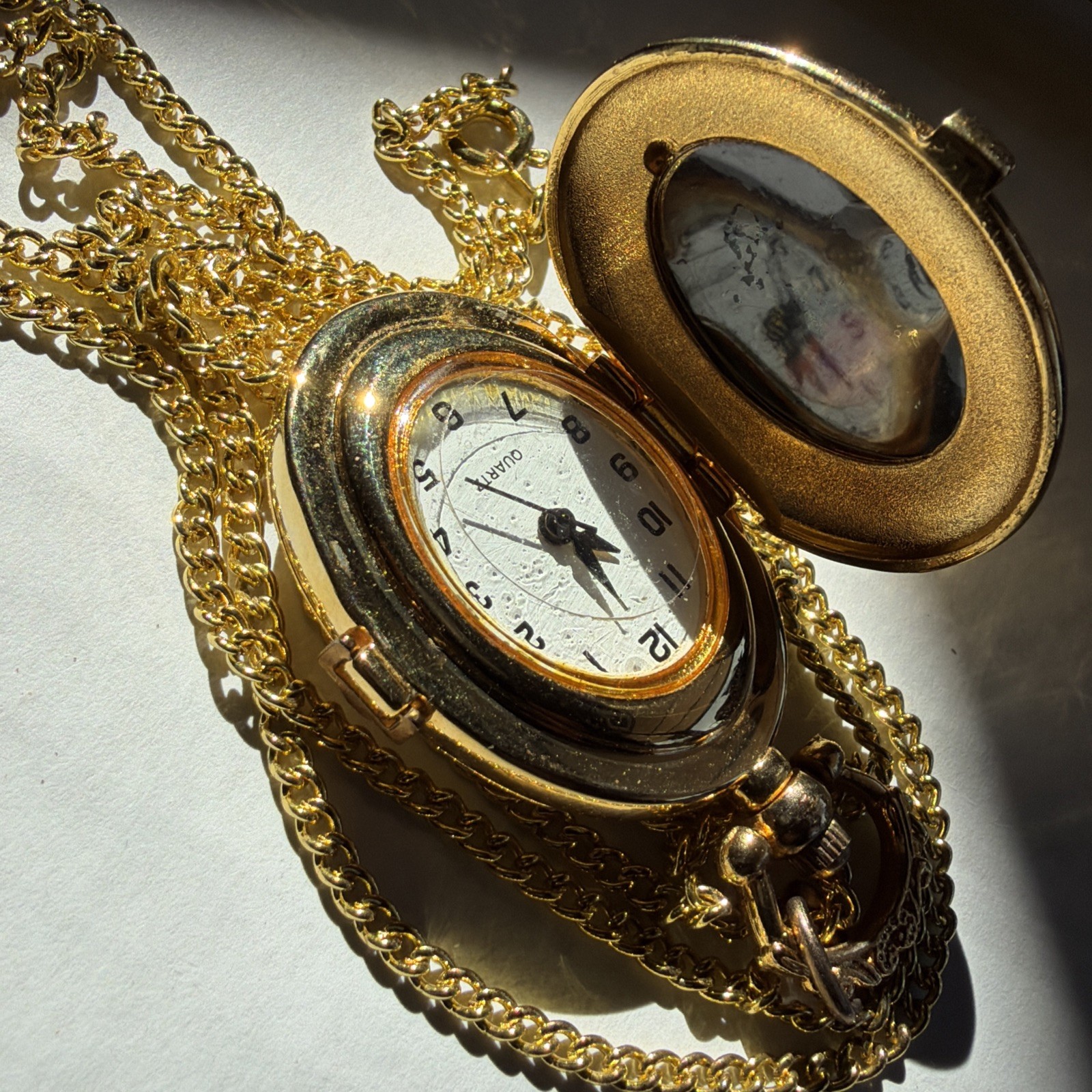 Vintage Quartz EtchedPocket Watch / Pendant Locket Gold Tone