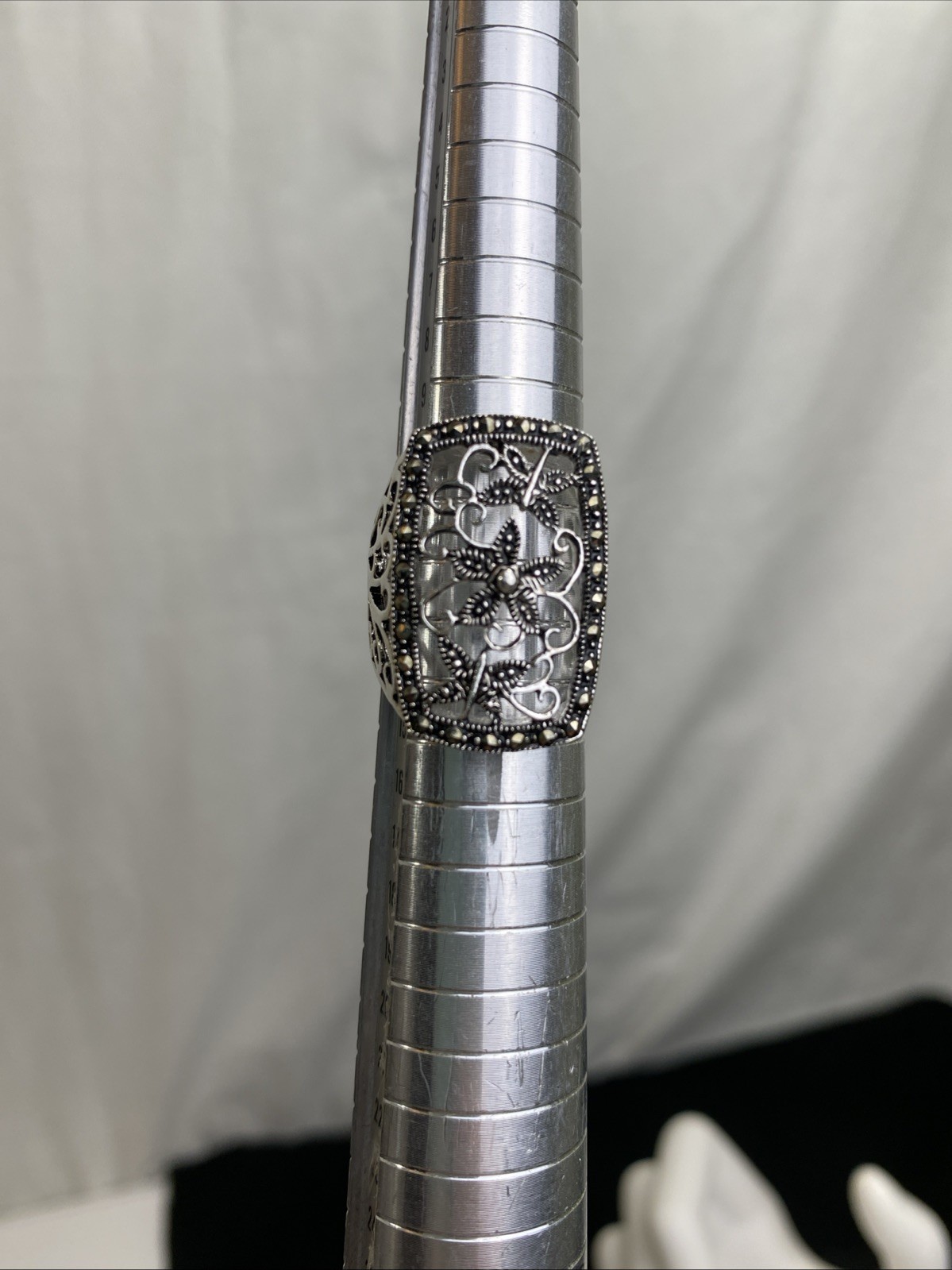 Vintage CW Silver Plated Marcasite Butterfly Flower Ring Size 6