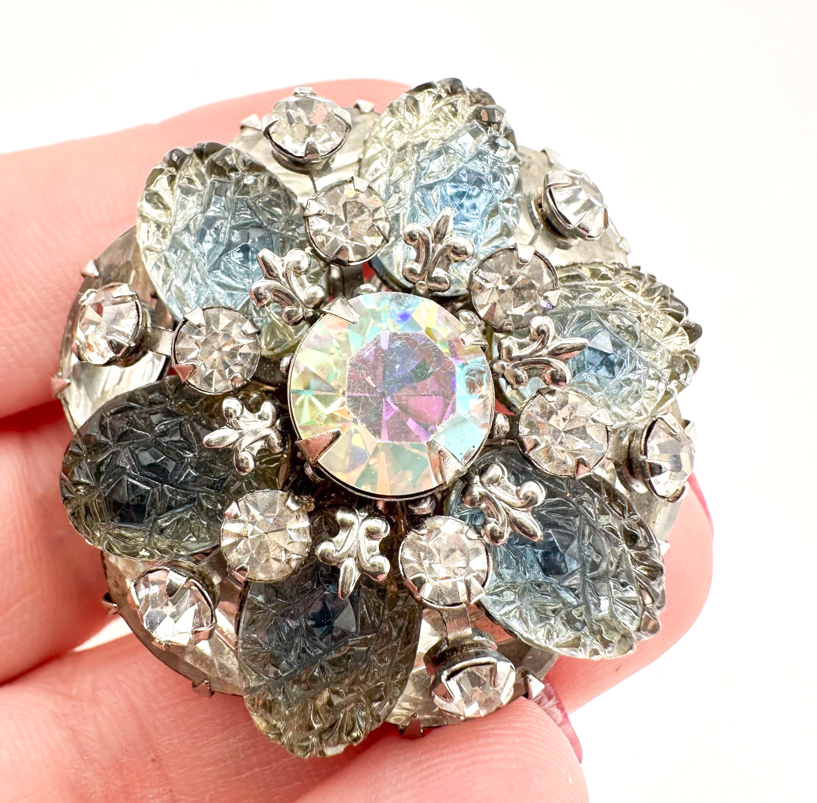 Vintage Brooch AB Icy Blue Molded Stones Silver Tone Tiered Rivet Unsigned 1.5″D