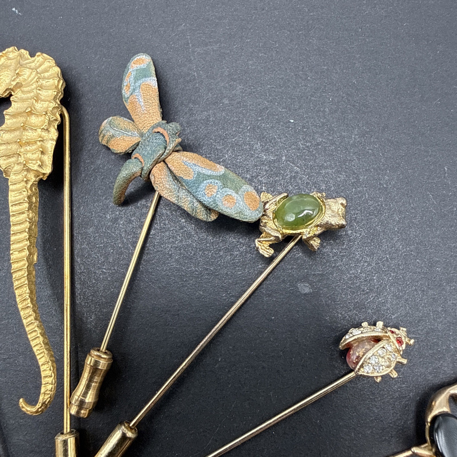 Lot Of Stick Pins – Animals And Bugs Seahorse Seal Dragonfly Frog Duck Bee J57