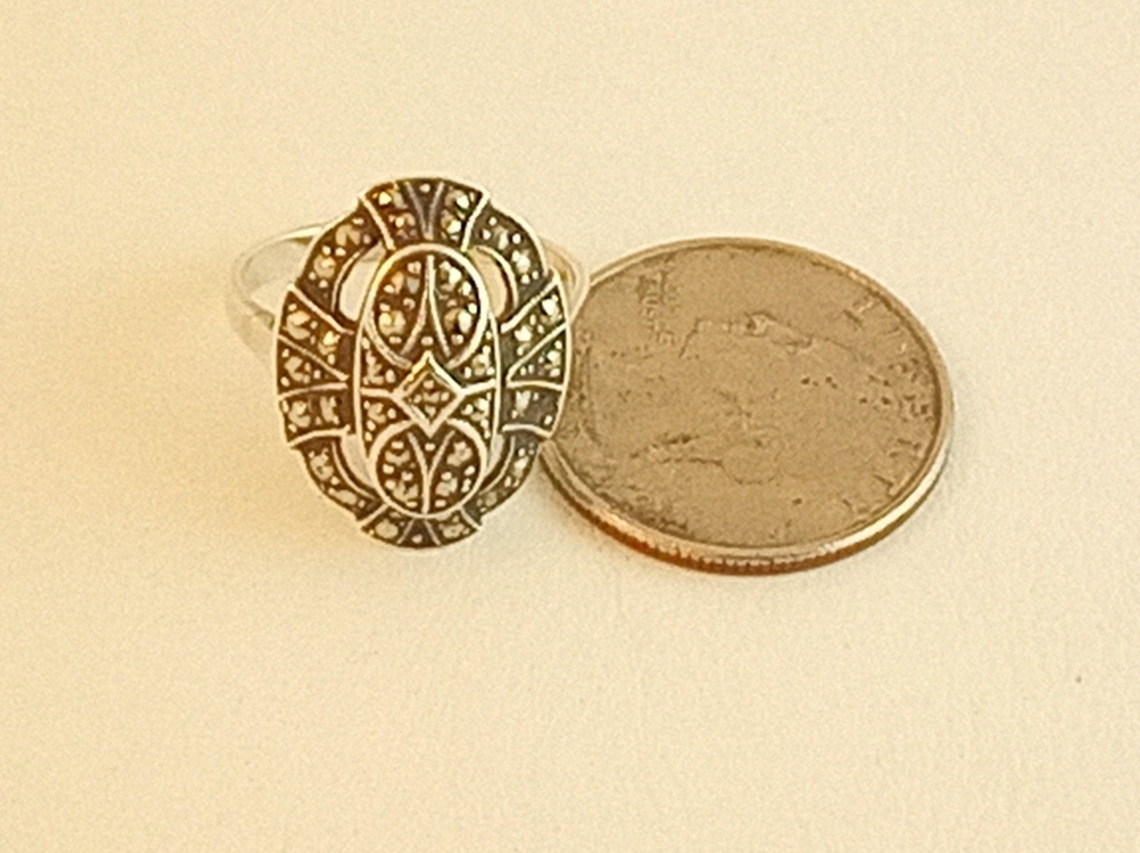 Vintage sterling silver marcasite domed top ring Germany sz 8