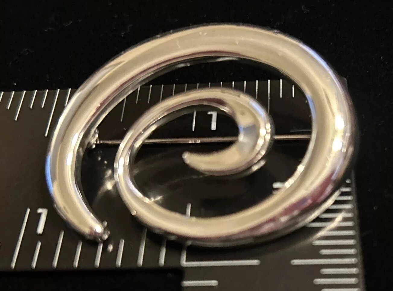 Silver Tone NAPIER Pin Almost 2”?wide PIN BROOCH VERY SOPHISTICATED