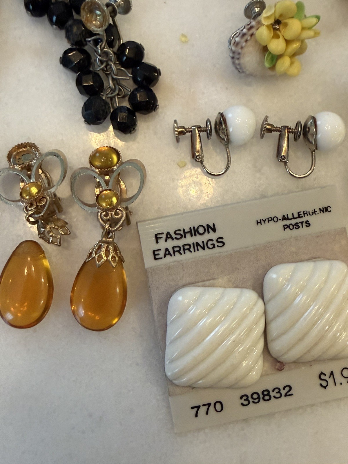 32 VTG Lot Earrings Craft Harvest Repair 1950s-1980s Some Signed, 1 silver