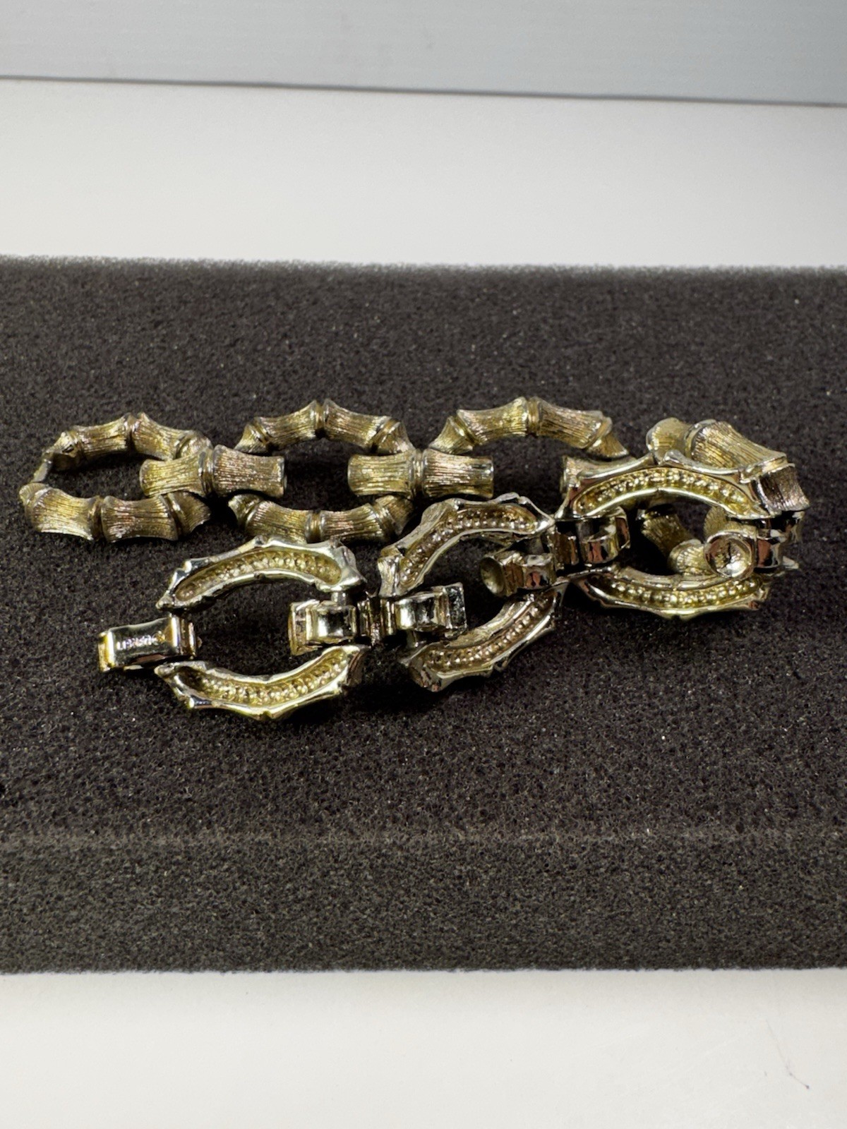Vintage Lisner 1960s Modernist Bamboo Panel Link Bracelet Fold Over Clasp Signed