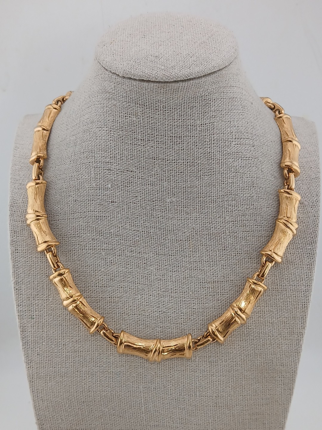 MONET 1980s Gold Plated Bamboo Chain Link Chocker Necklace