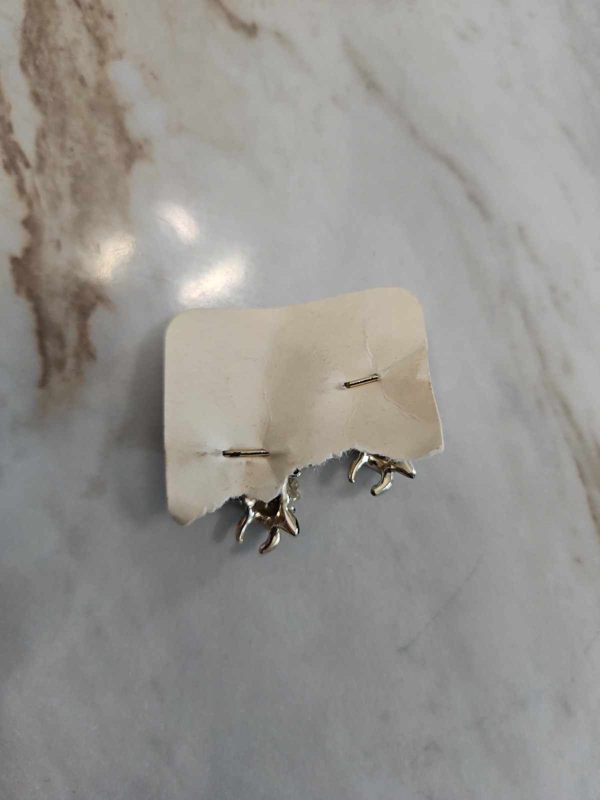 Vintage Gold Tone Cow/Heifer Brooch/Pin 1″ Unbranded X2
