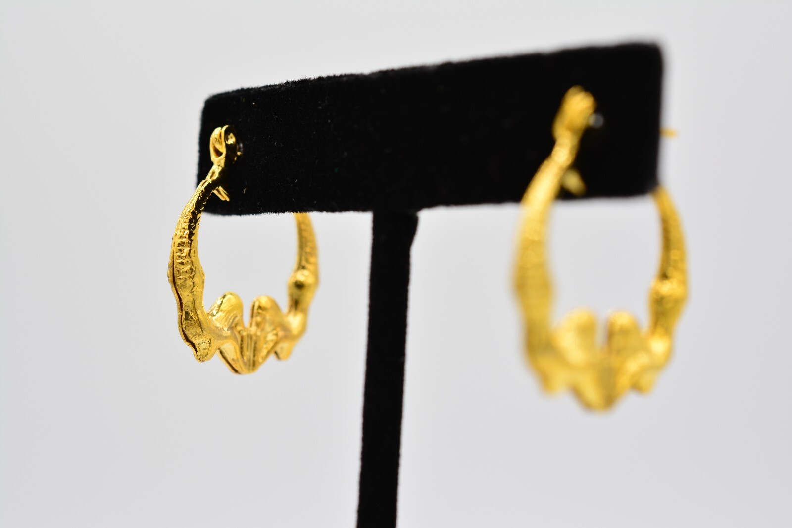 Vintage Hoop Earrings Kissing Mermaids Gold Lightweight Metal NOS 1980s BinA1