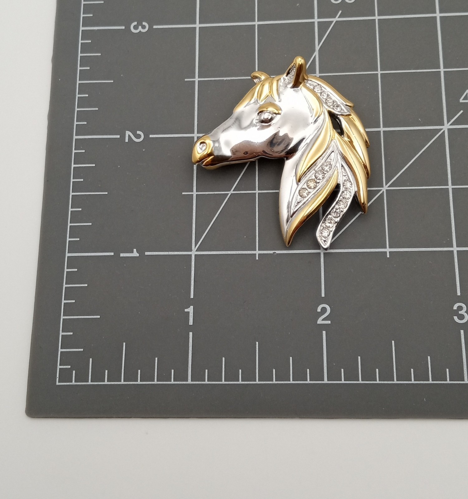 Horse Head brooch, Western 2 Tone Equestrian Shiny Gold /Silver Tone Rhinestone