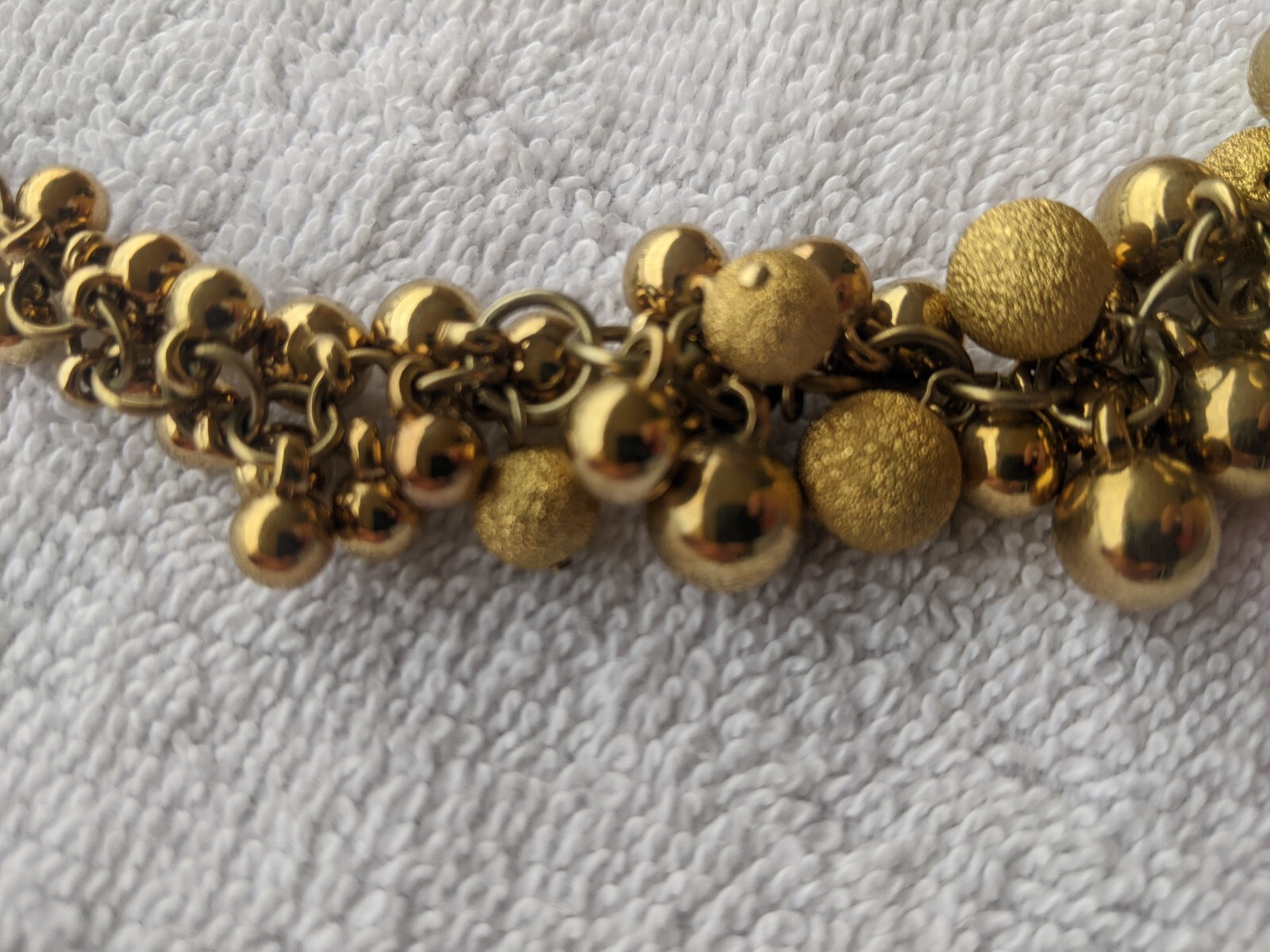 Aigner Necklace Gold Colored Metal Multiple Beads Balls aug22