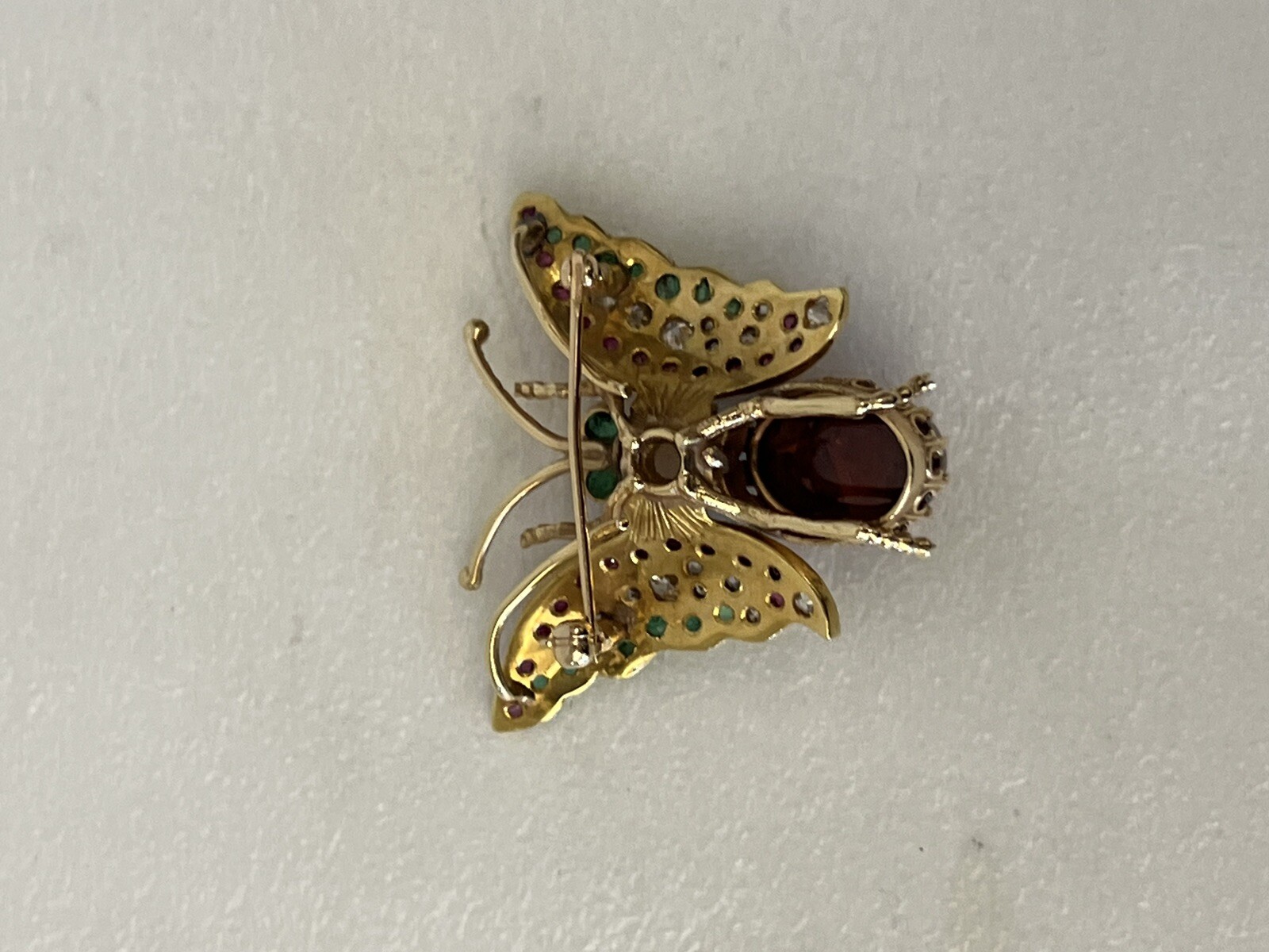 DIAMOND , GOLD ,OPAL, BUTTERFLY ,RUBY,EMERALD T= 1.80 CT PENDANT BROOCH 15.10 GR